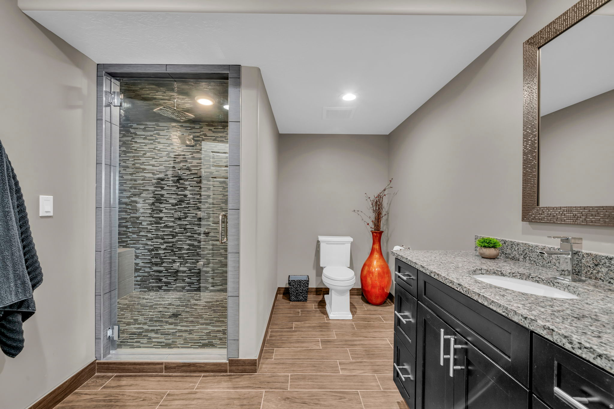 SUNCREST - Residential