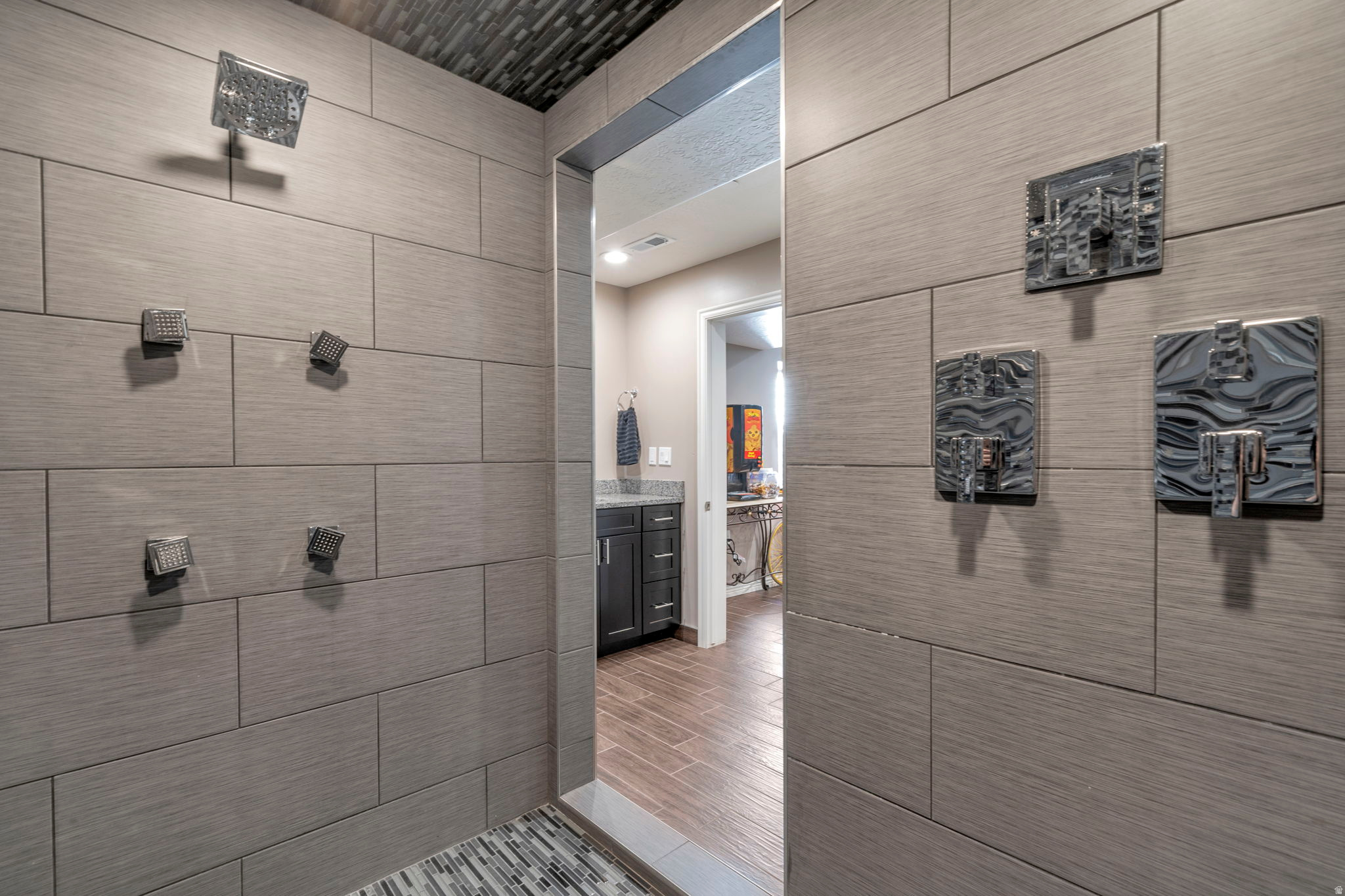 SUNCREST - Residential