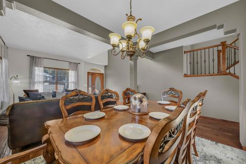 Tiny photo for 1917 E ASPEN LEAF PL, Draper, UT 84020 (MLS # 2137499)