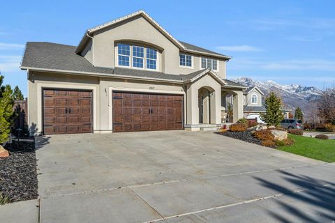 Photo of 1917 E ASPEN LEAF PL, Draper, UT 84020 (MLS # 2137499)