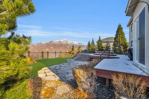 Tiny photo for 1917 E ASPEN LEAF PL, Draper, UT 84020 (MLS # 2137499)