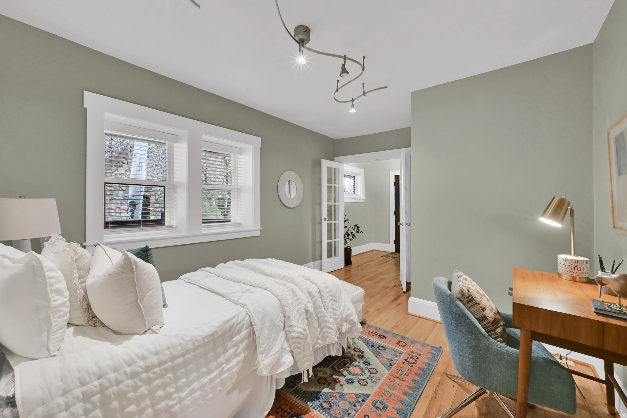 DOUGLAS PARK - Residential