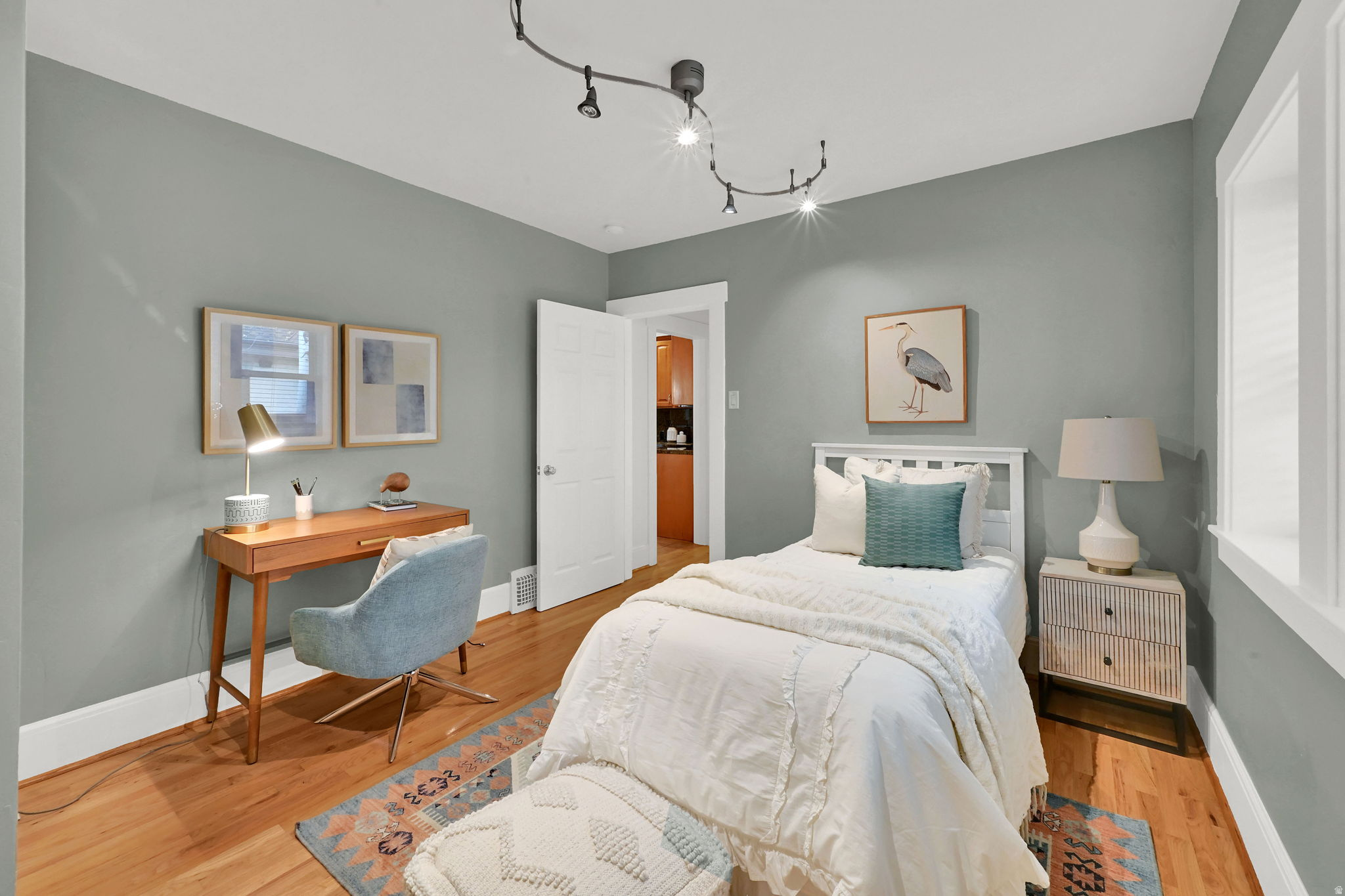 DOUGLAS PARK - Residential