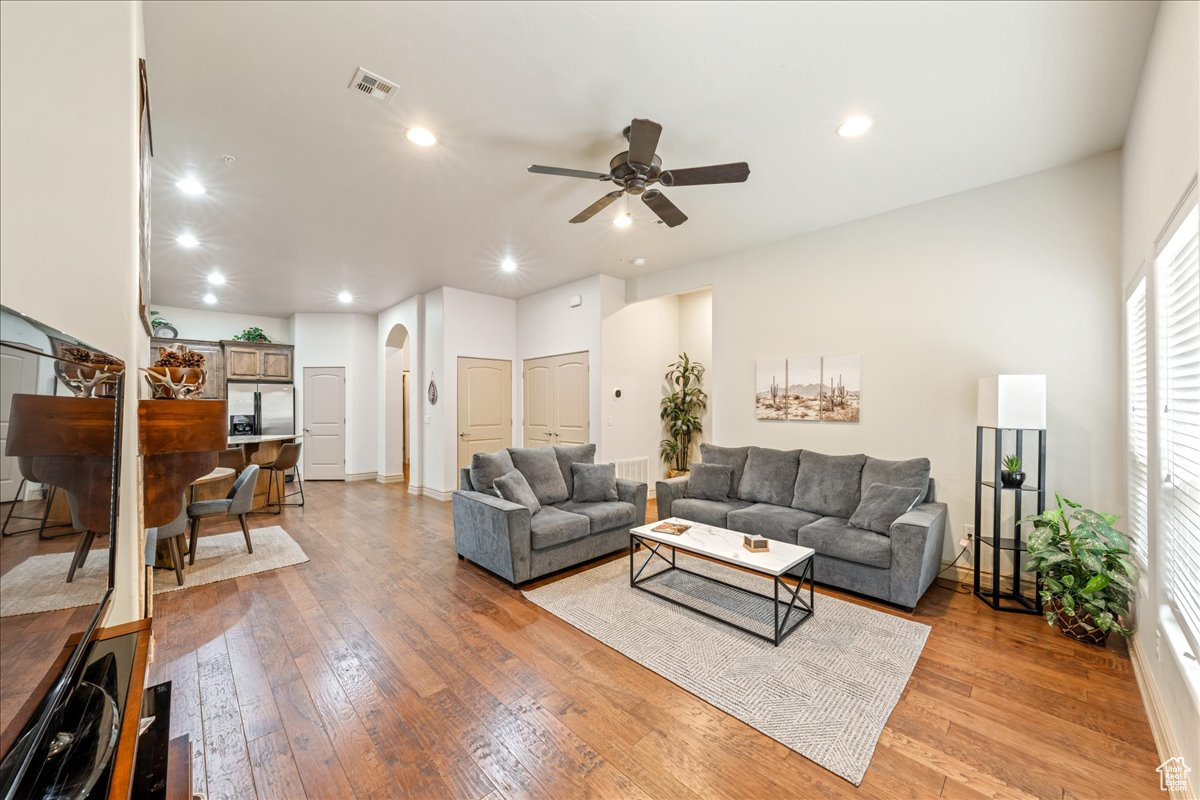 BELLA TERRAZZA @ SUNBROOK - Residential