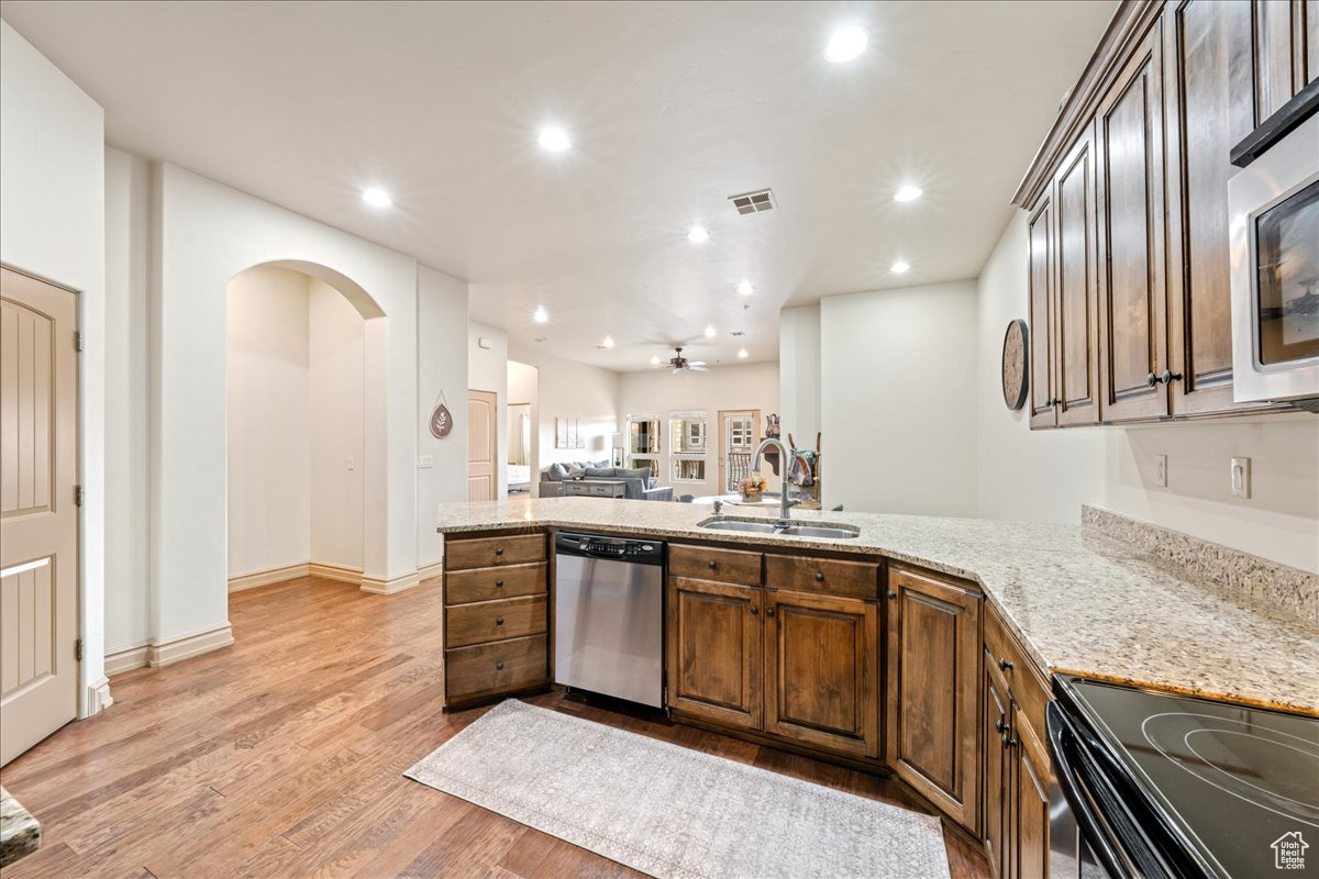 BELLA TERRAZZA @ SUNBROOK - Residential