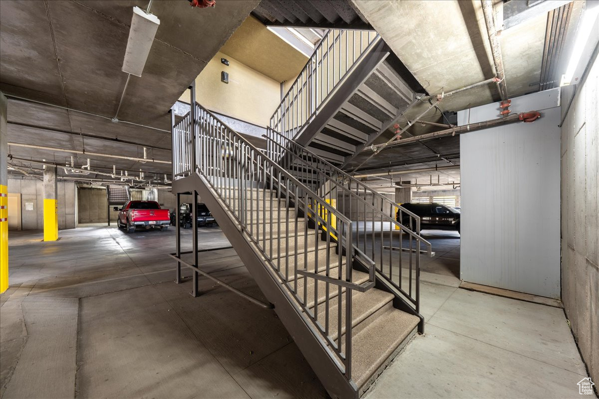 BELLA TERRAZZA @ SUNBROOK - Residential