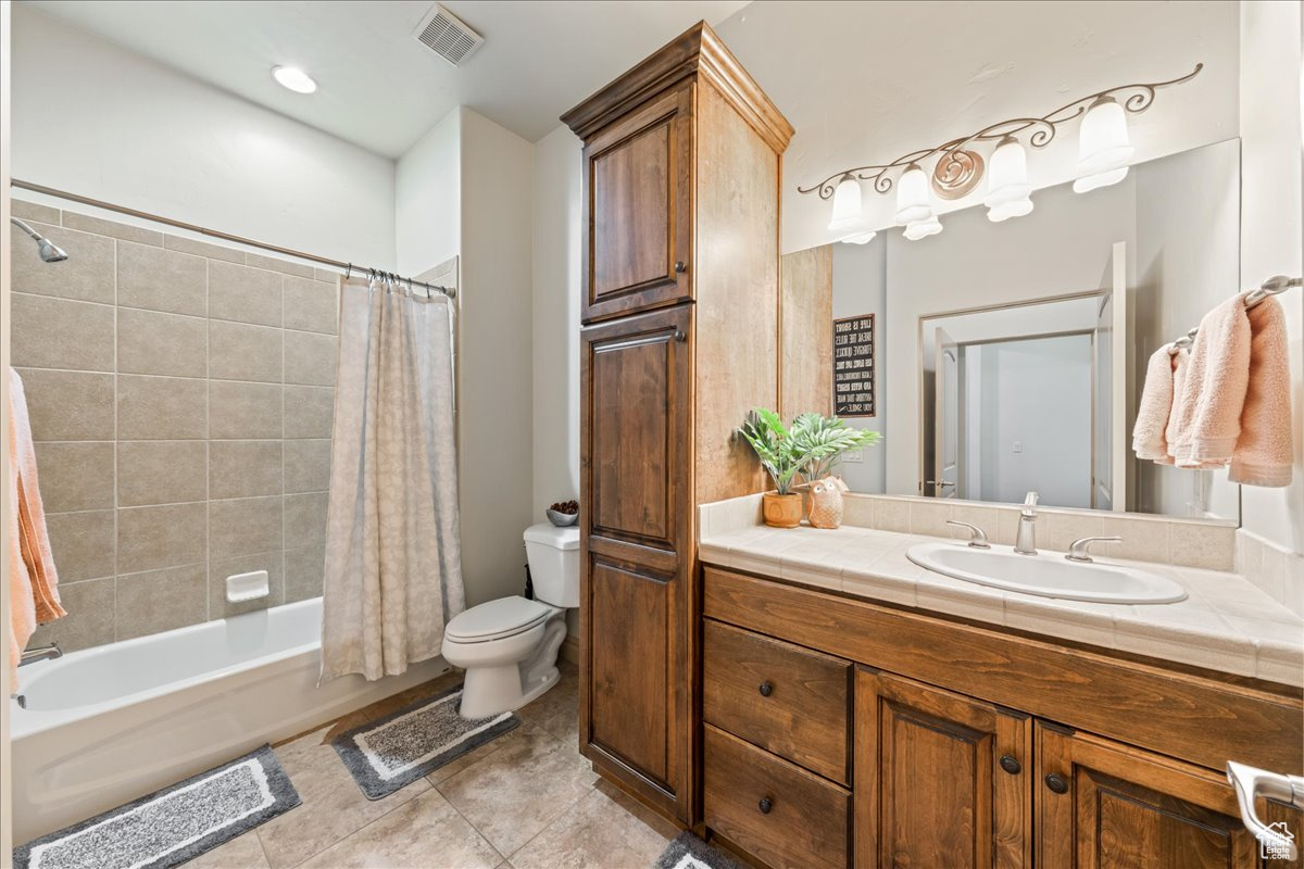 BELLA TERRAZZA @ SUNBROOK - Residential