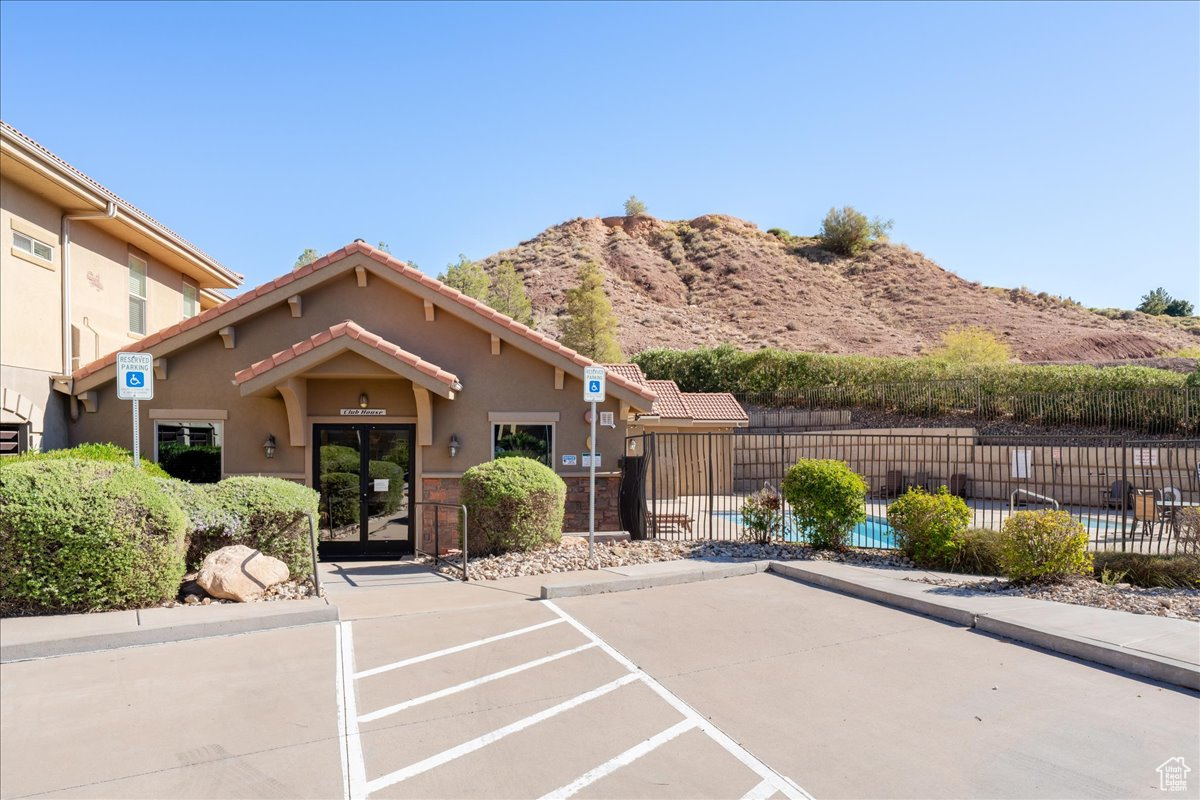 BELLA TERRAZZA @ SUNBROOK - Residential