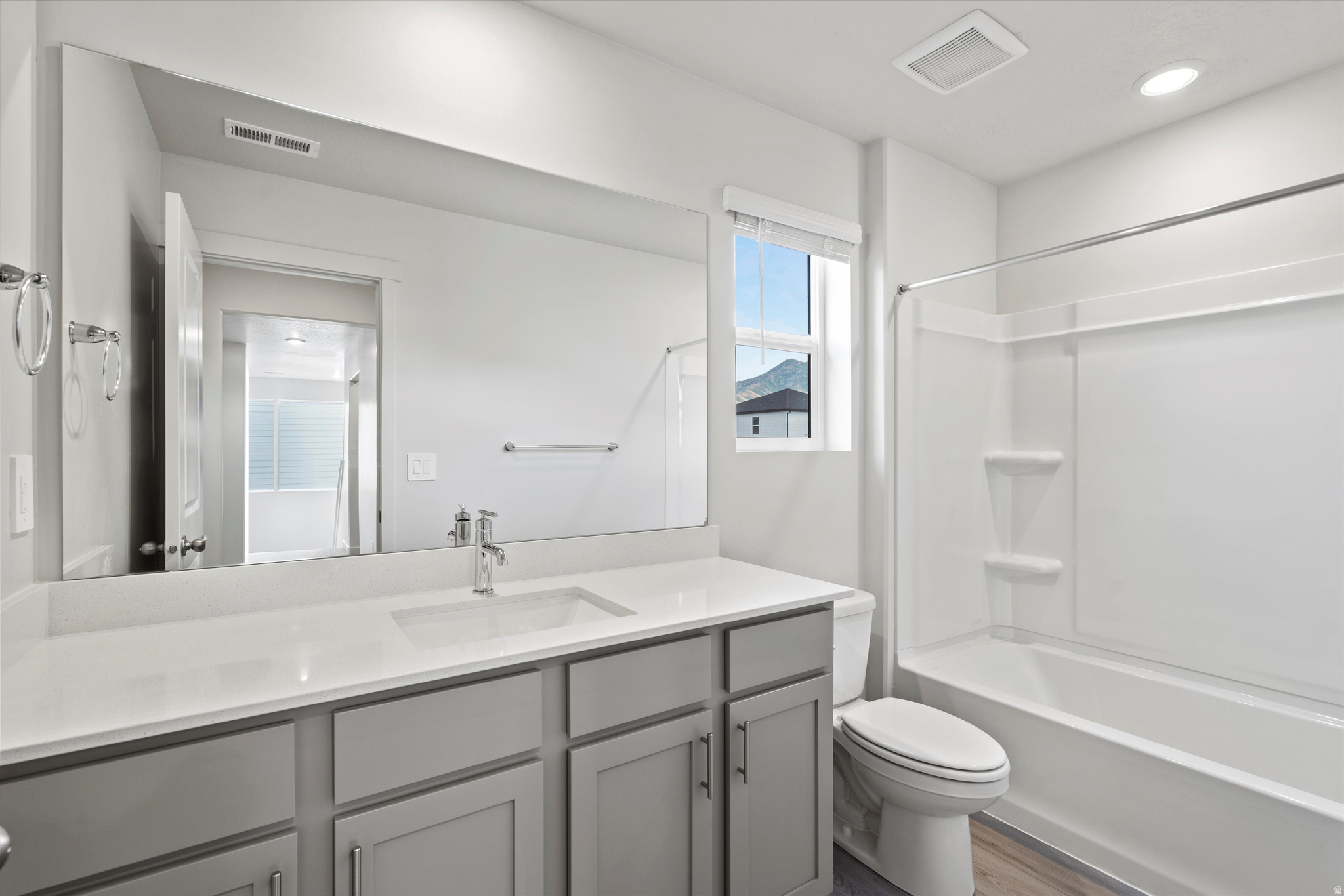 VISTA MEADOWS - Residential