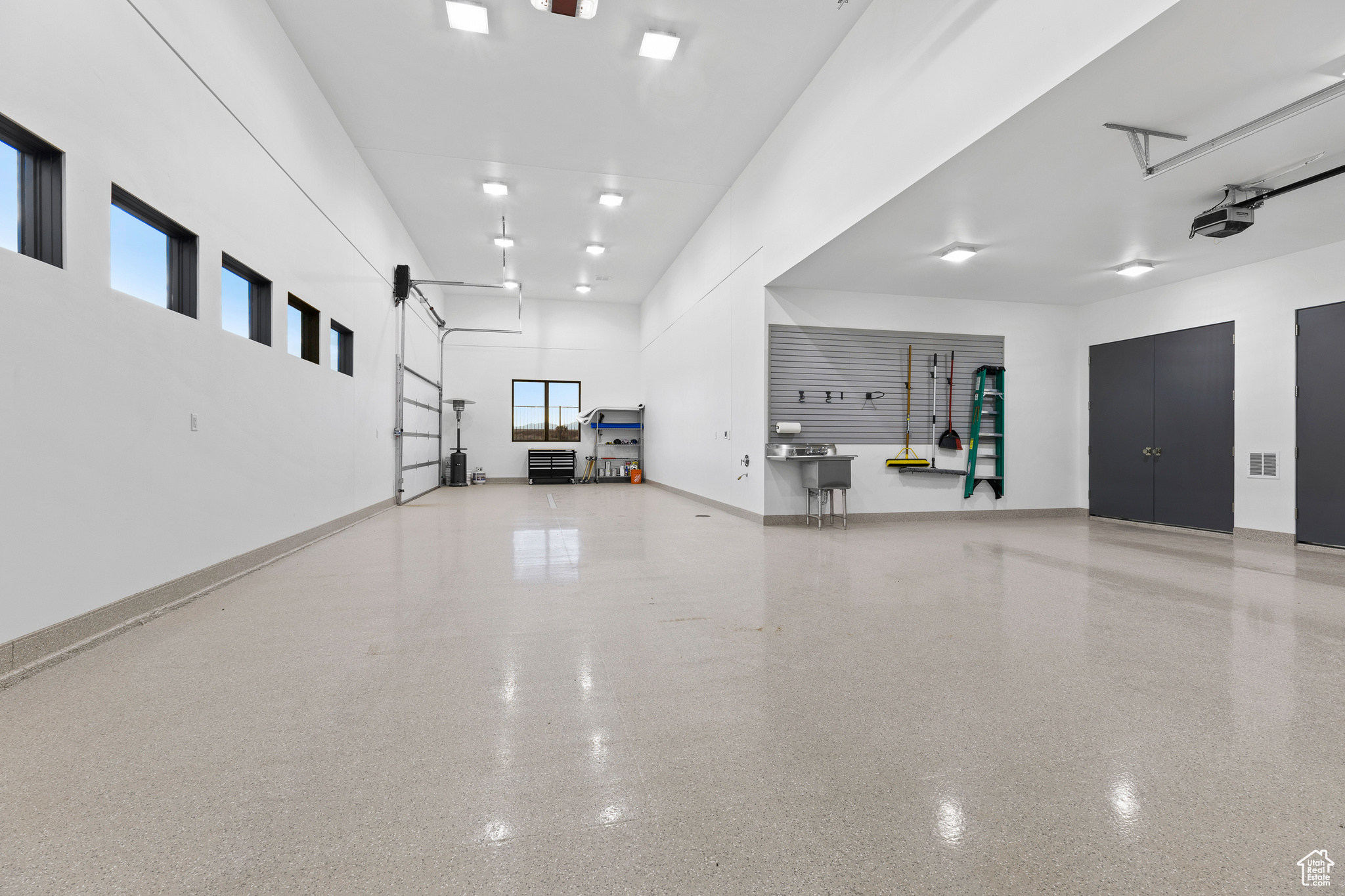 WESTGATE HILLS PH 2D - Residential