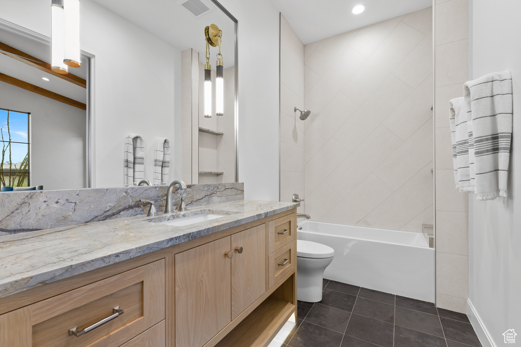 WESTGATE HILLS PH 2D - Residential