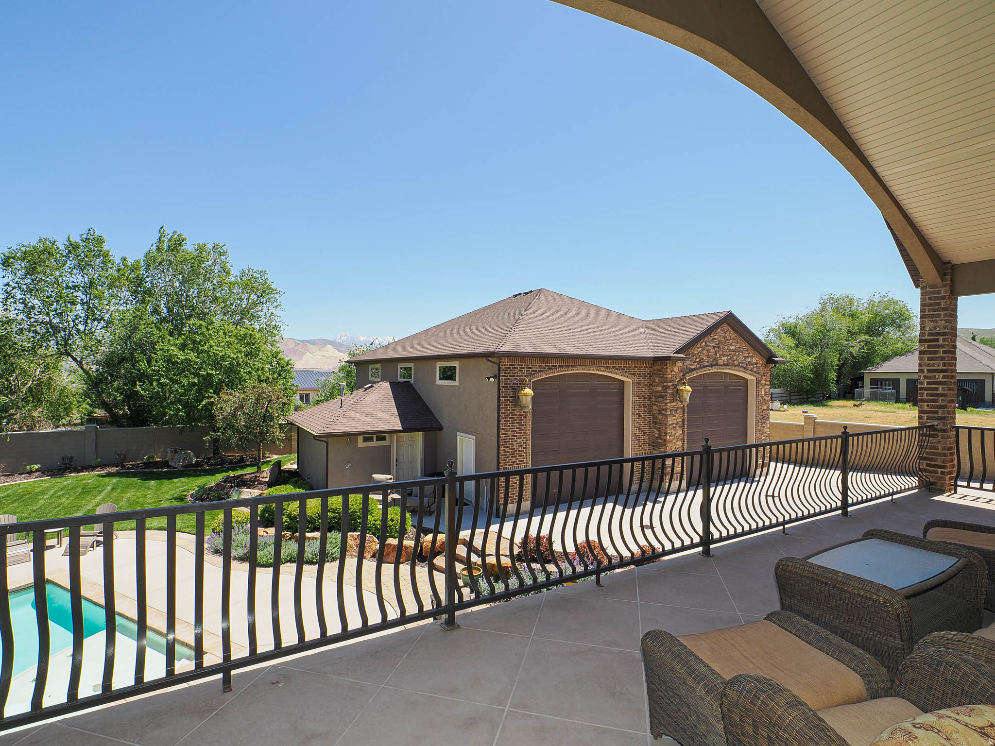 CASCADE COVE - Residential