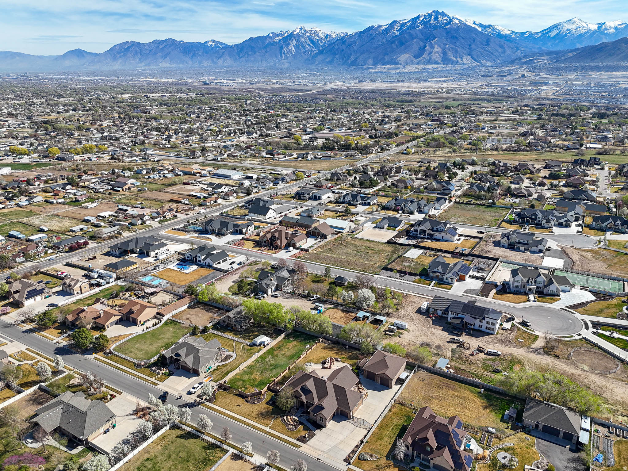 CASCADE COVE - Residential