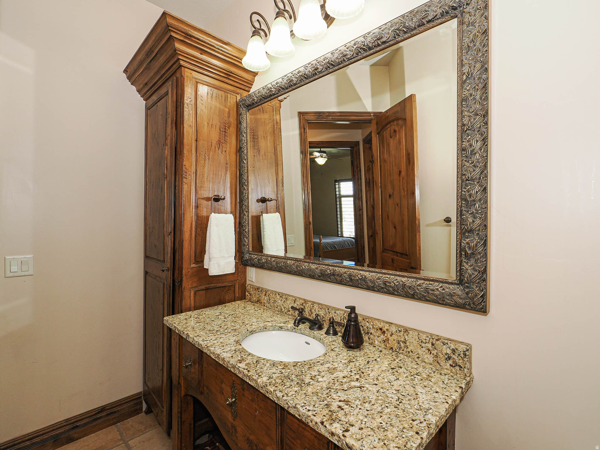 CASCADE COVE - Residential