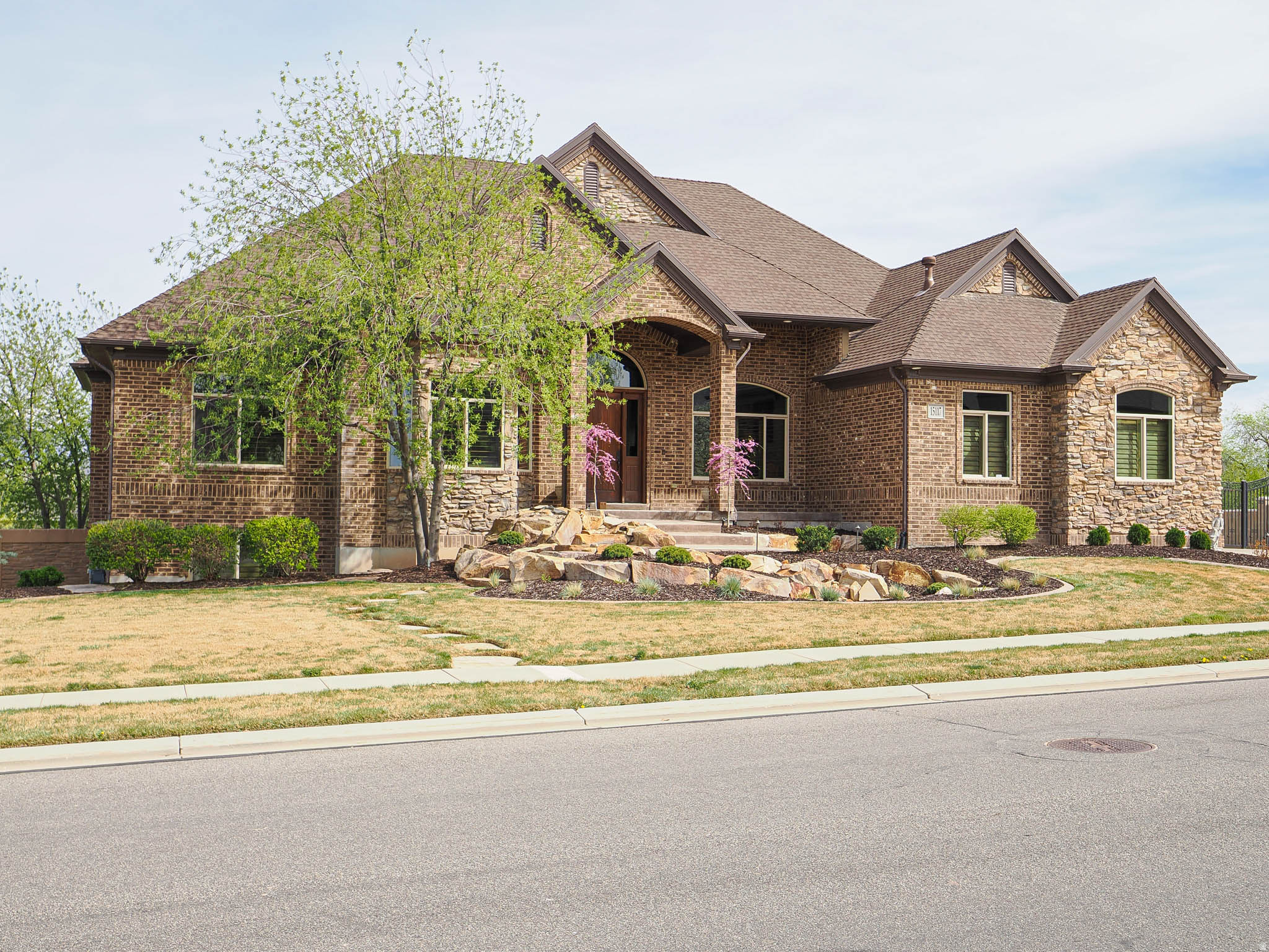 CASCADE COVE - Residential