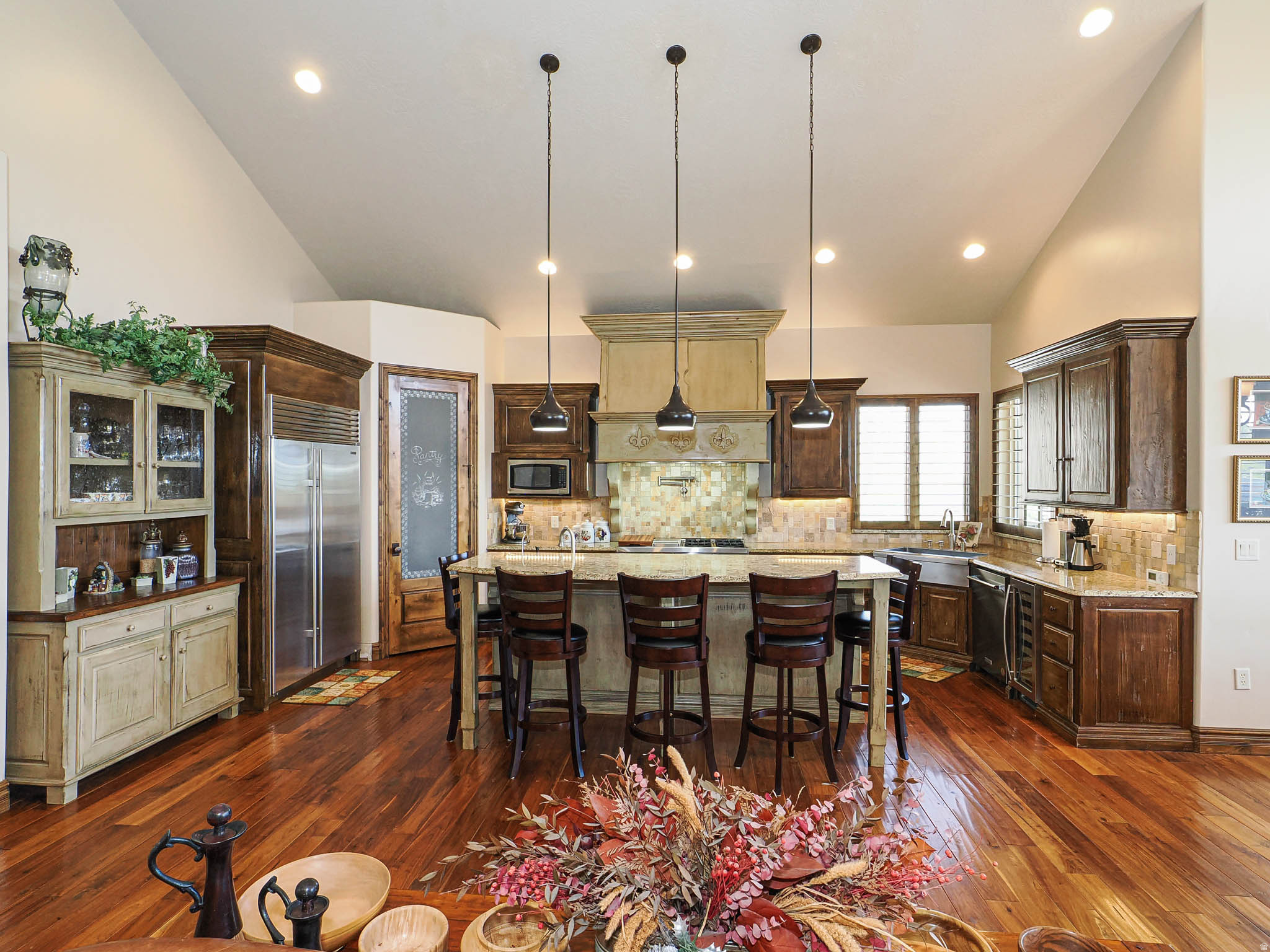 CASCADE COVE - Residential