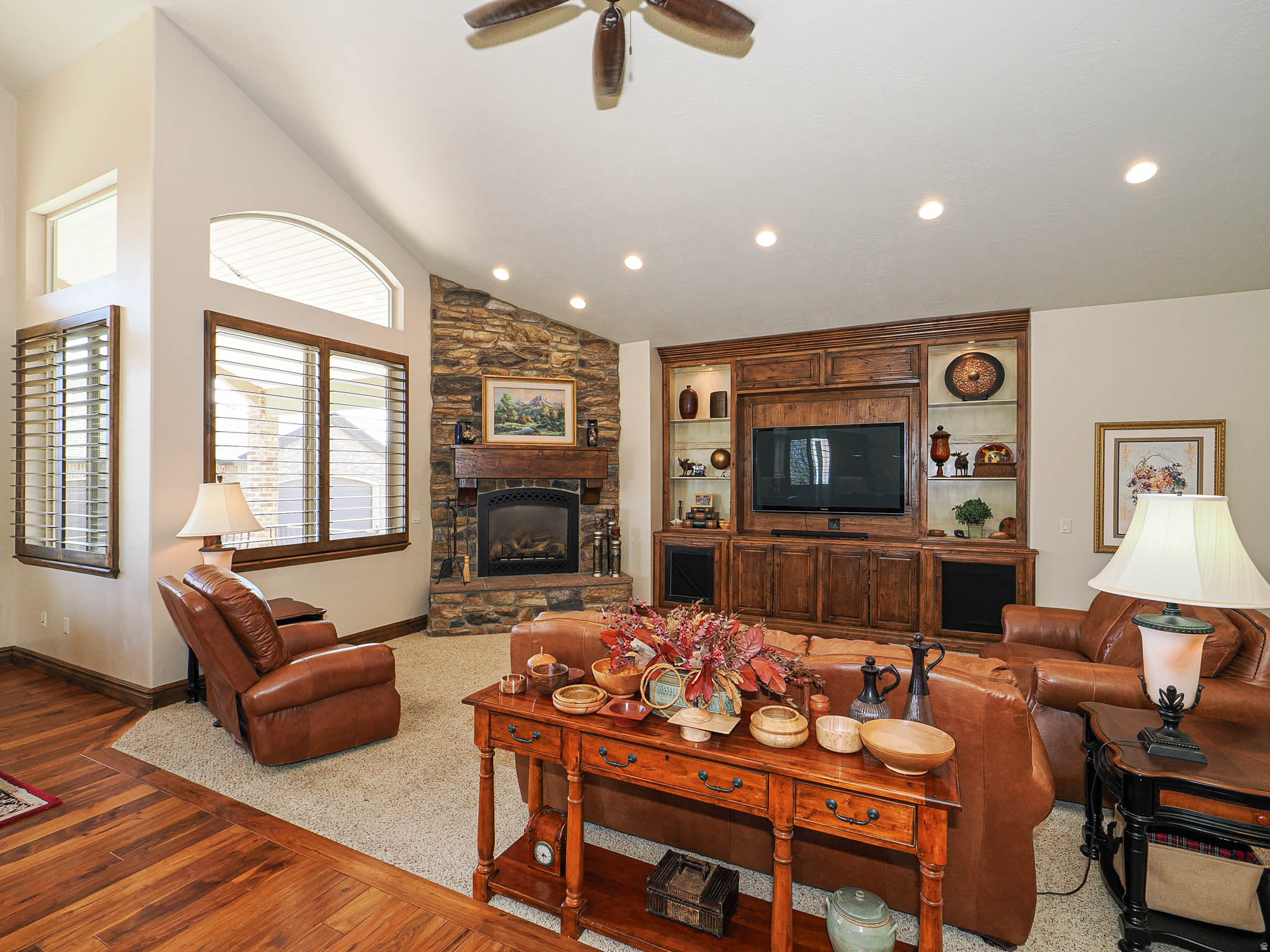 CASCADE COVE - Residential