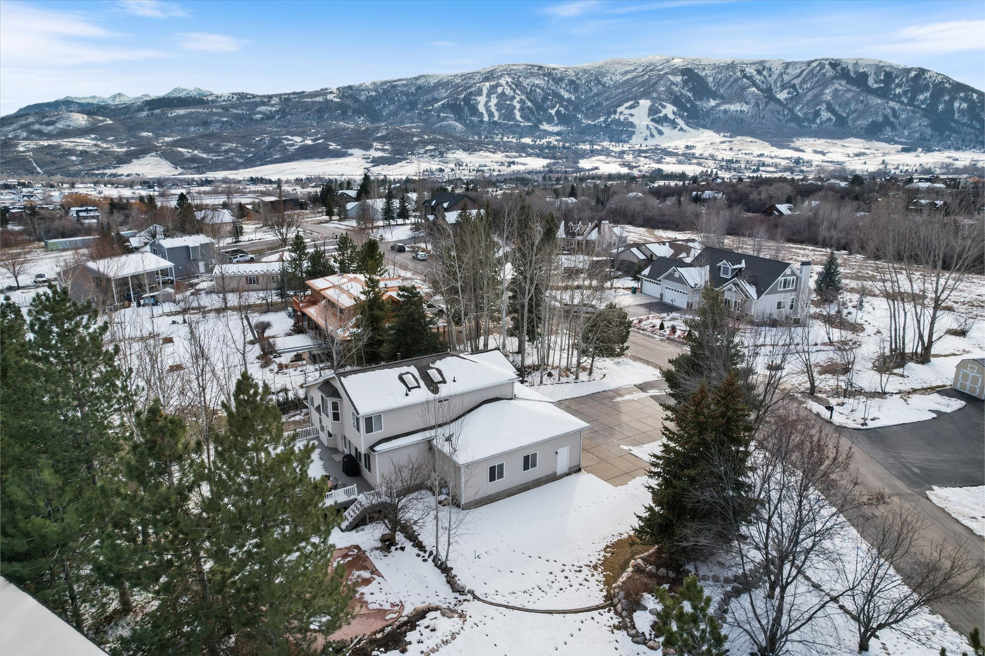 PATIO SPRINGS - Residential