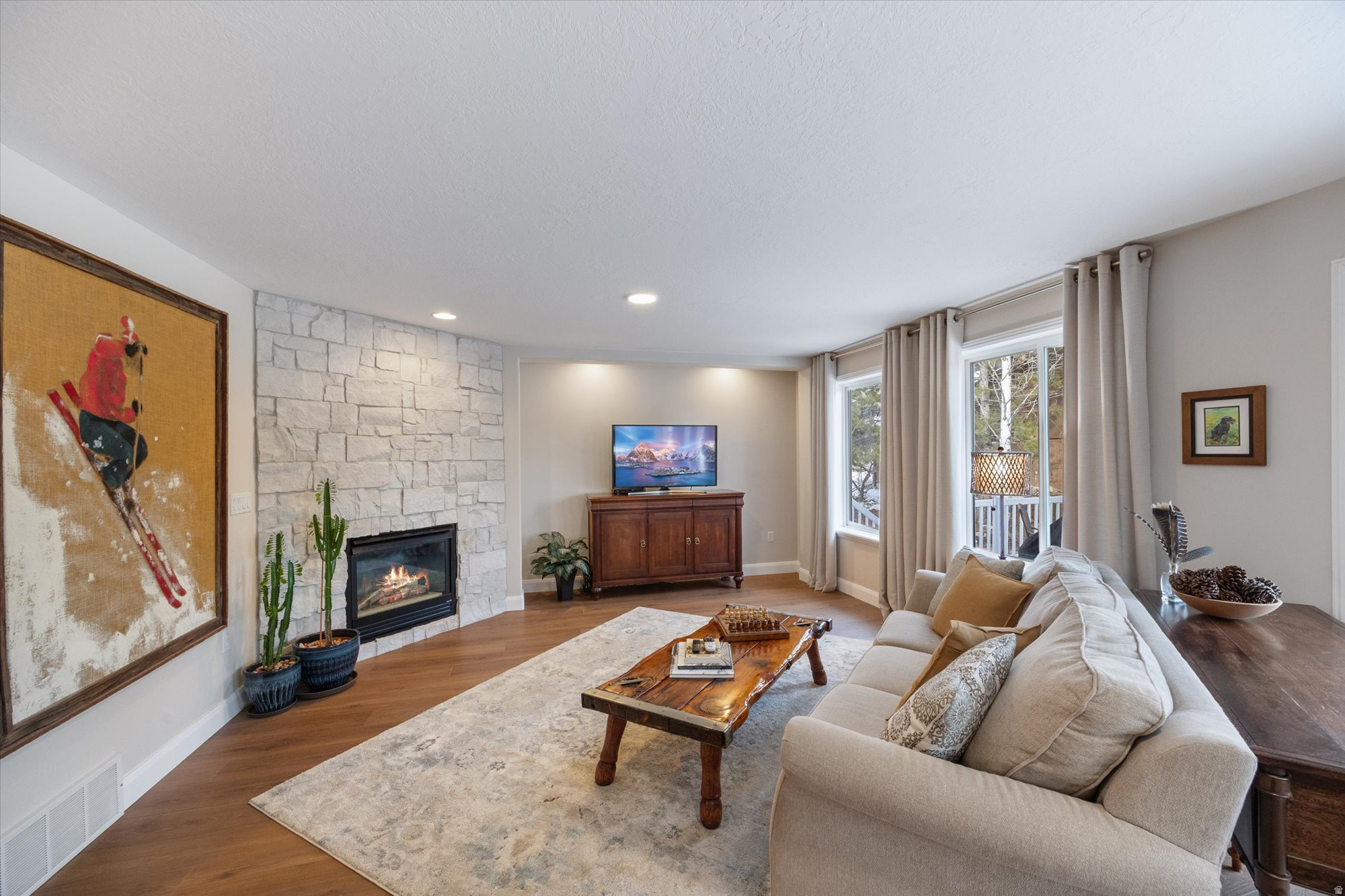 PATIO SPRINGS - Residential