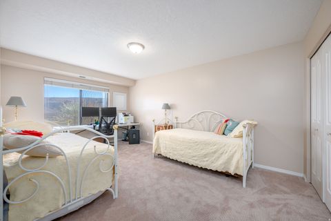 Tiny photo for 2145 S LEGACY Dr, Saint George, UT 84770 (MLS # 2124791)