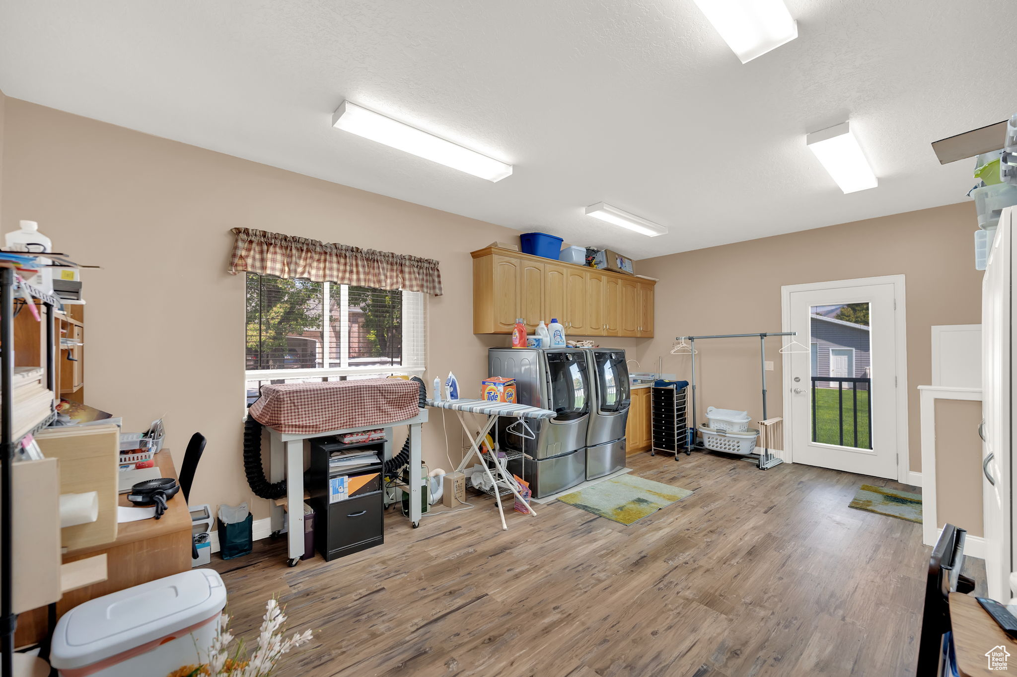 KIRKLAND - Residential