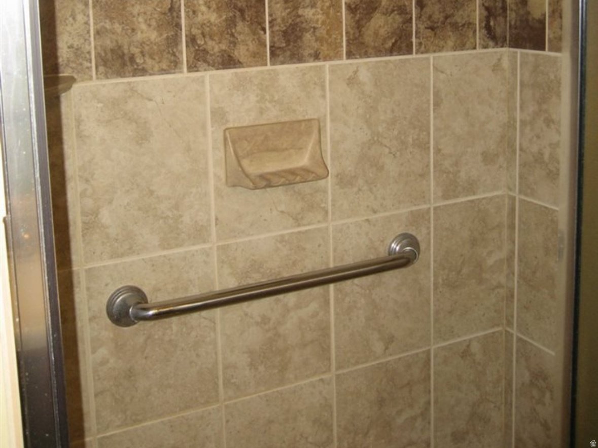 SHIMMIN SUB - Residential