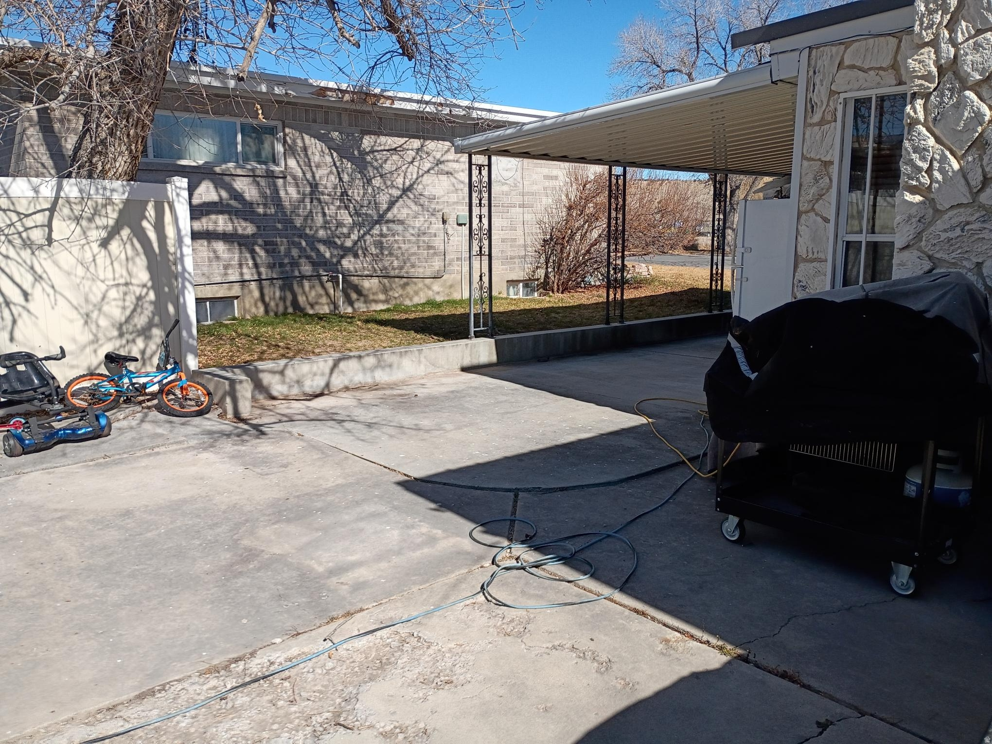 SHIMMIN SUB - Residential