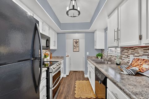 Tiny photo for 9144 S JEFFERSON PL, Sandy, UT 84070 (MLS # 2124695)