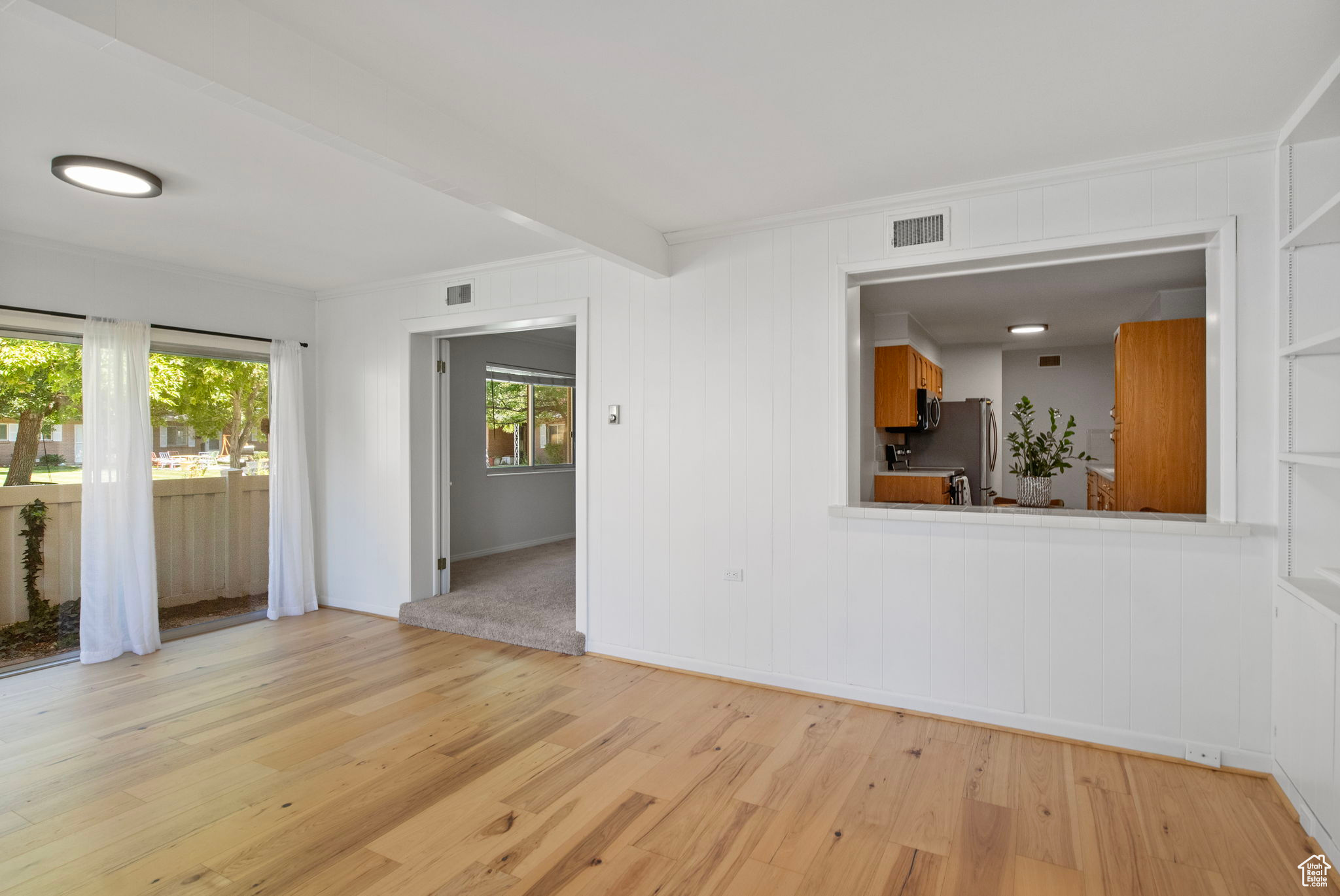 CARRIAGE LANE - Residential