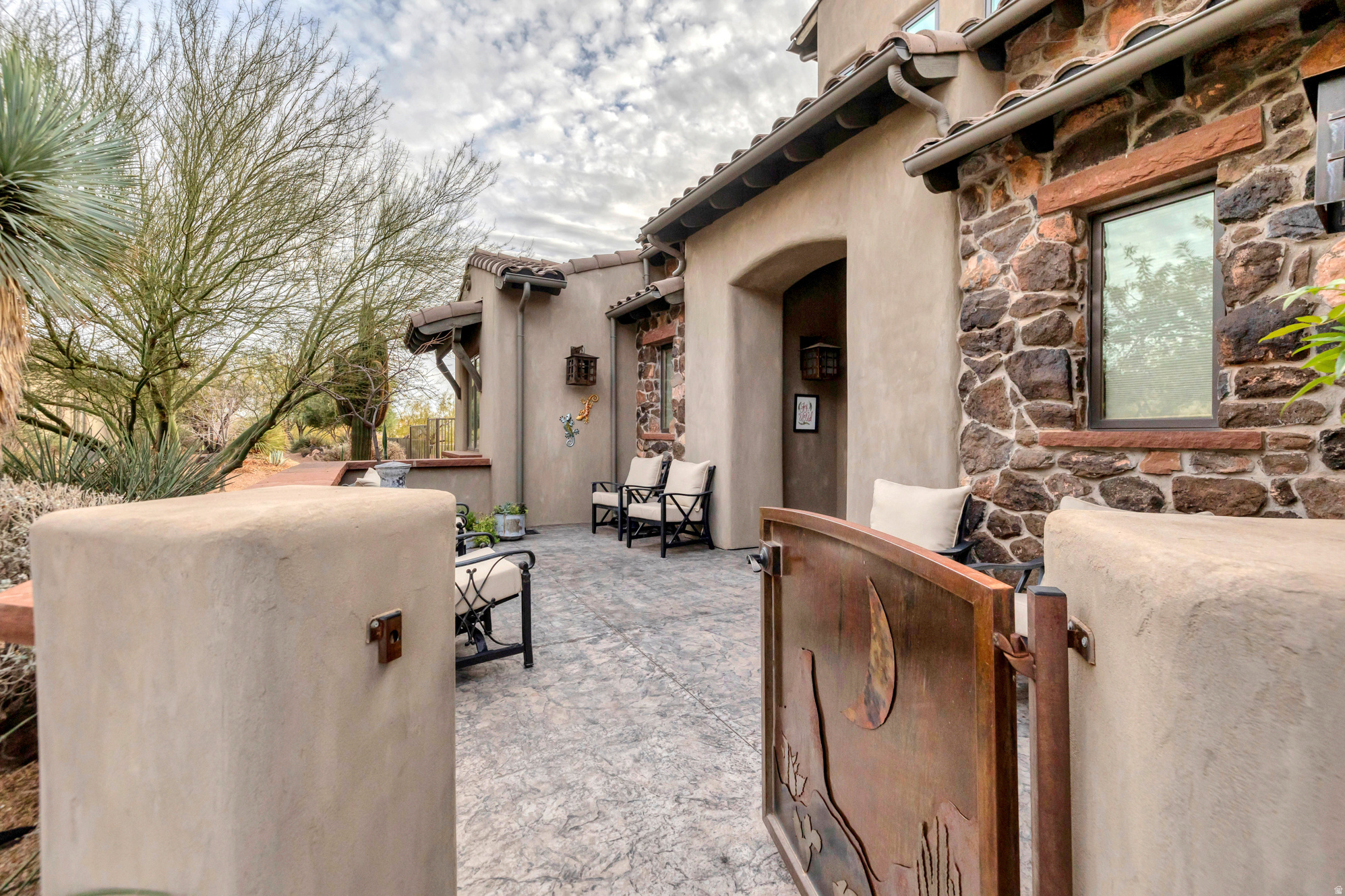 WHISPER RIDGE - Residential