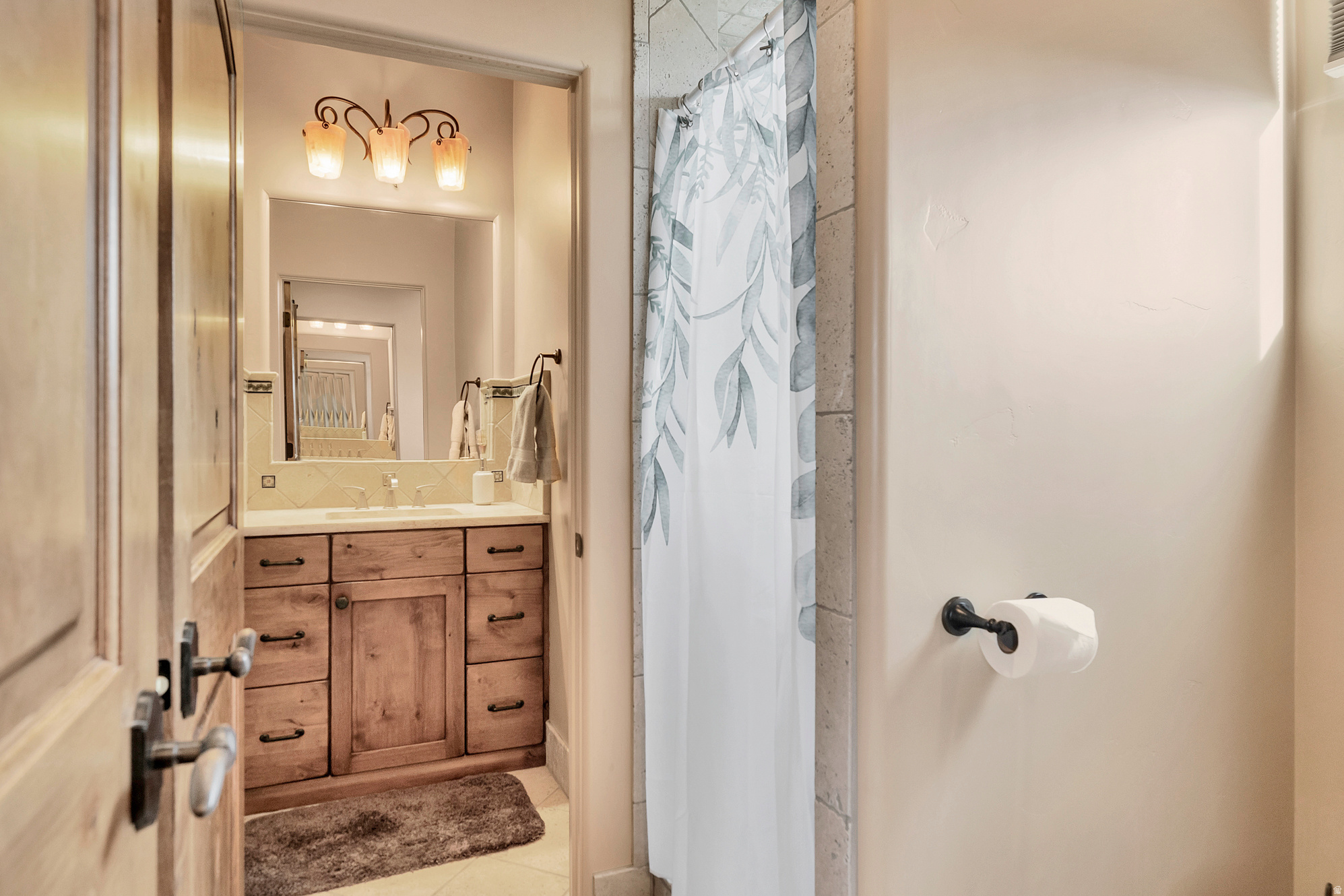 WHISPER RIDGE - Residential