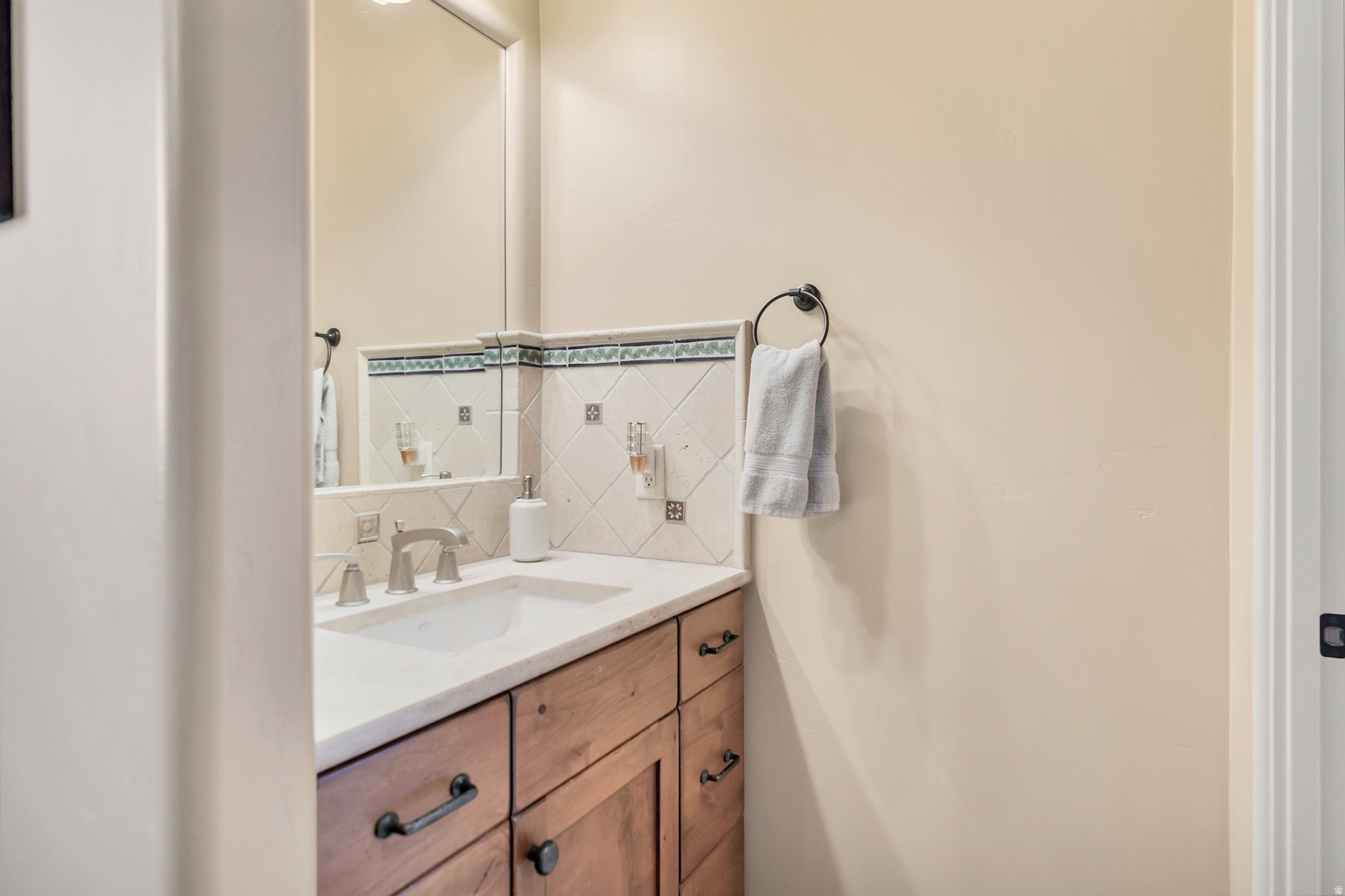 WHISPER RIDGE - Residential