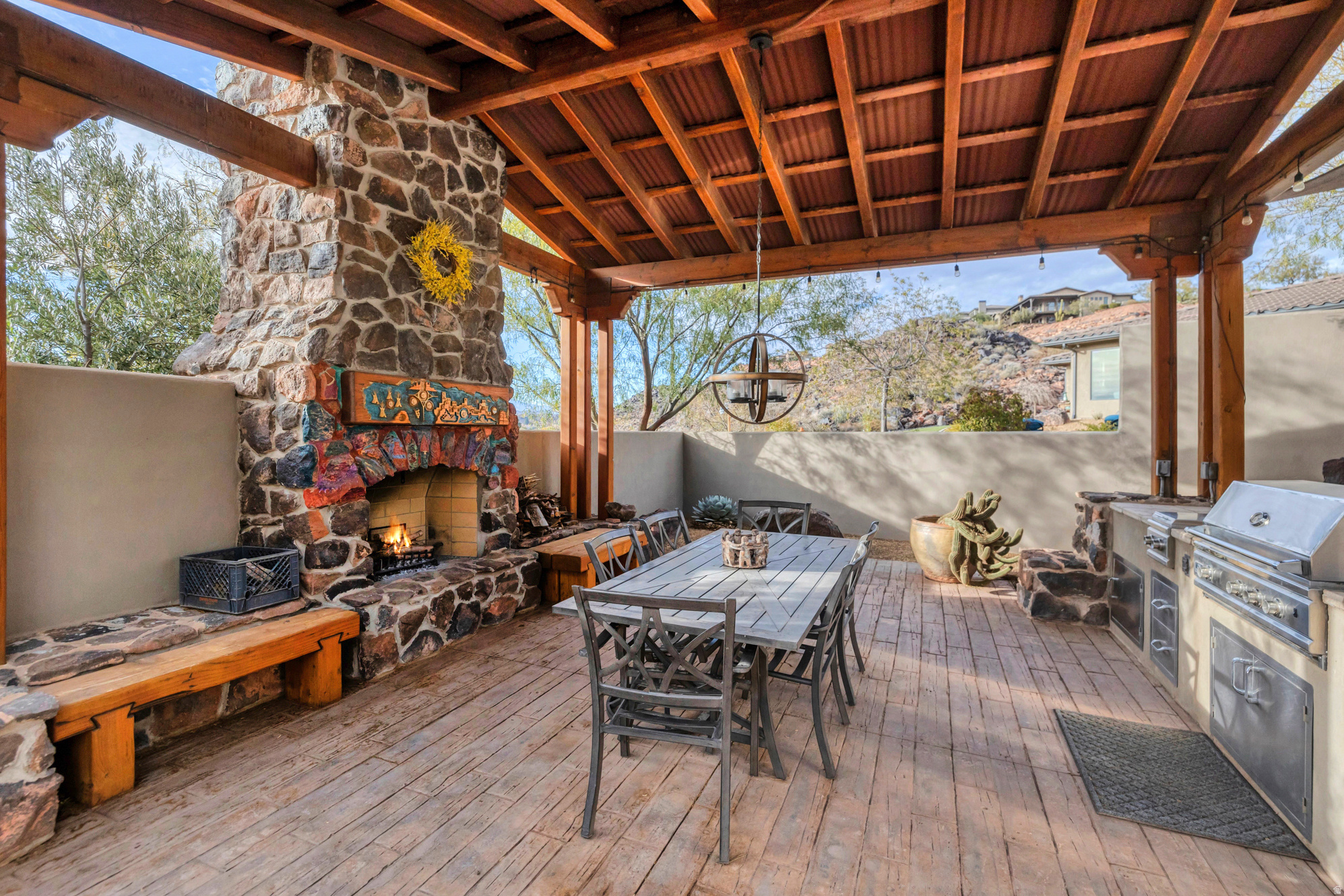 WHISPER RIDGE - Residential