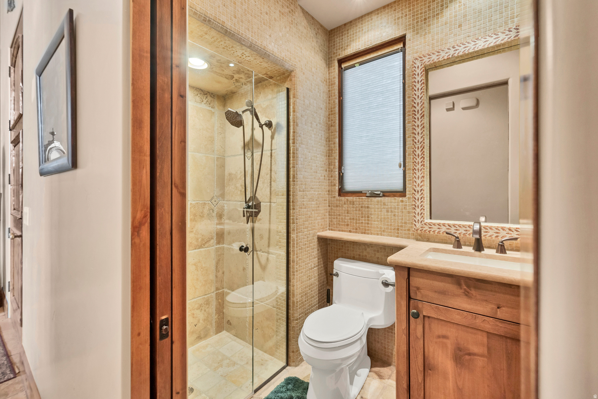 WHISPER RIDGE - Residential