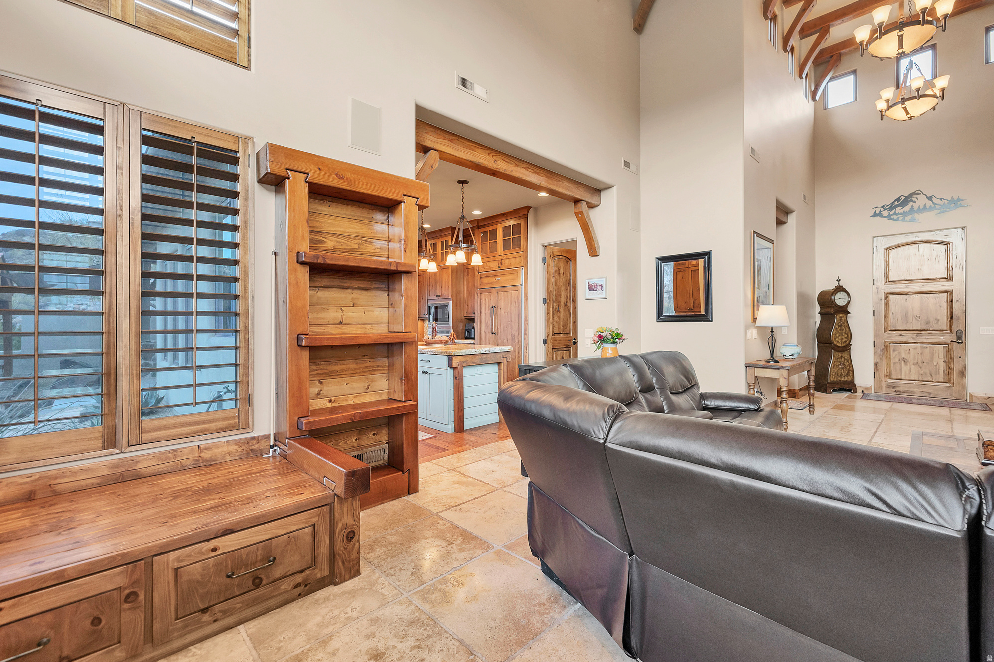 WHISPER RIDGE - Residential