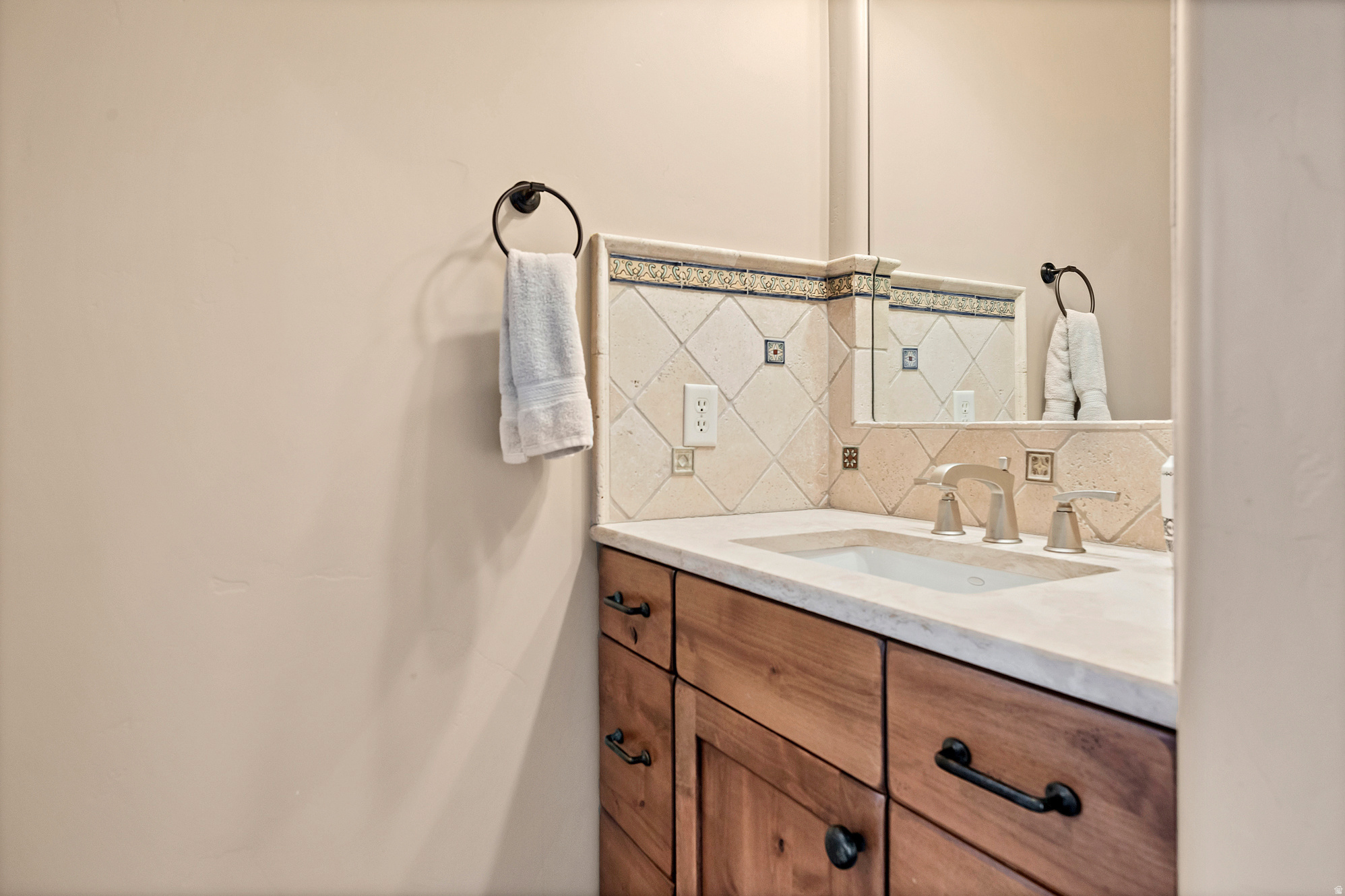 WHISPER RIDGE - Residential