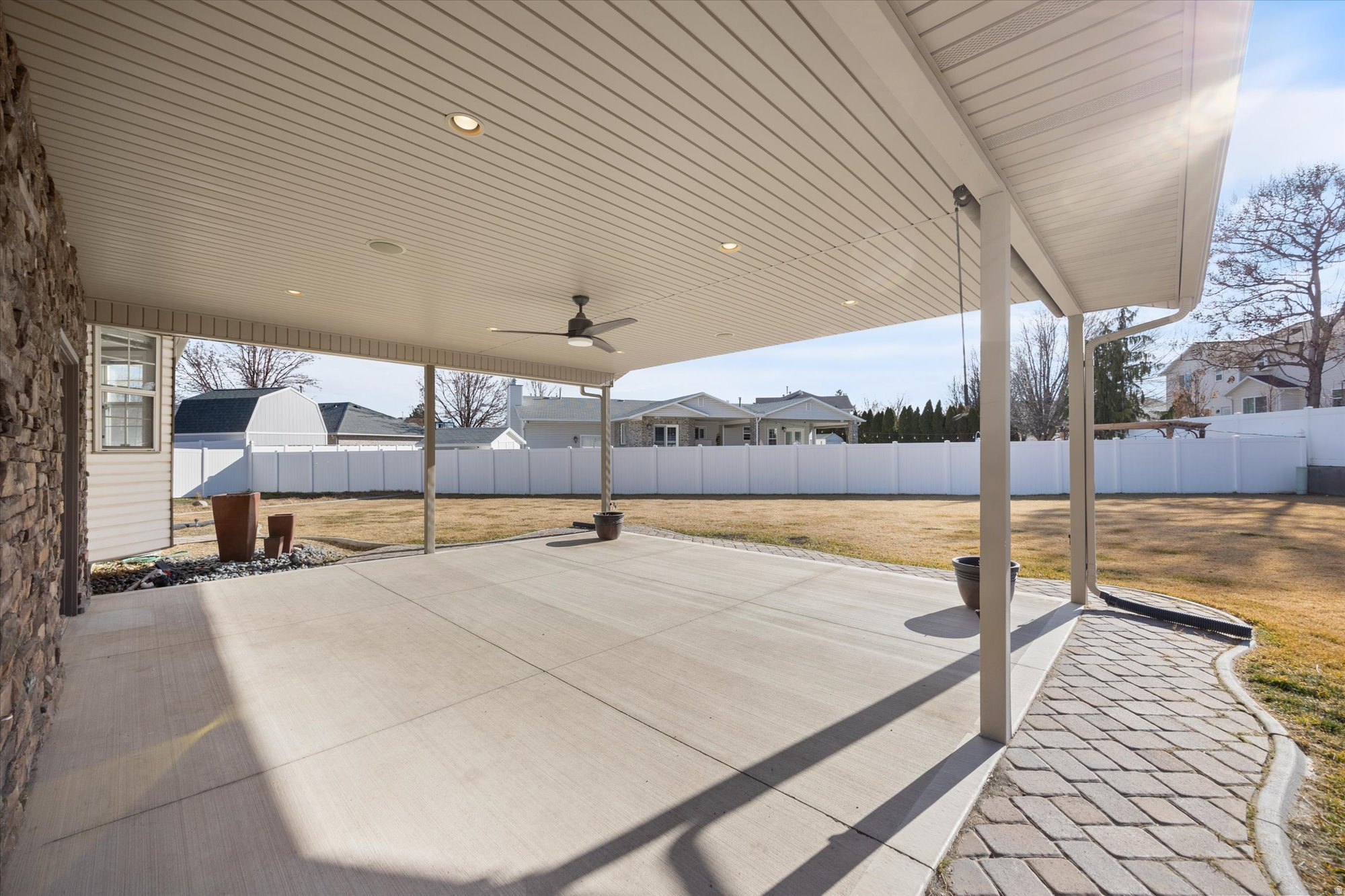 MINDI MEADOWS - Residential