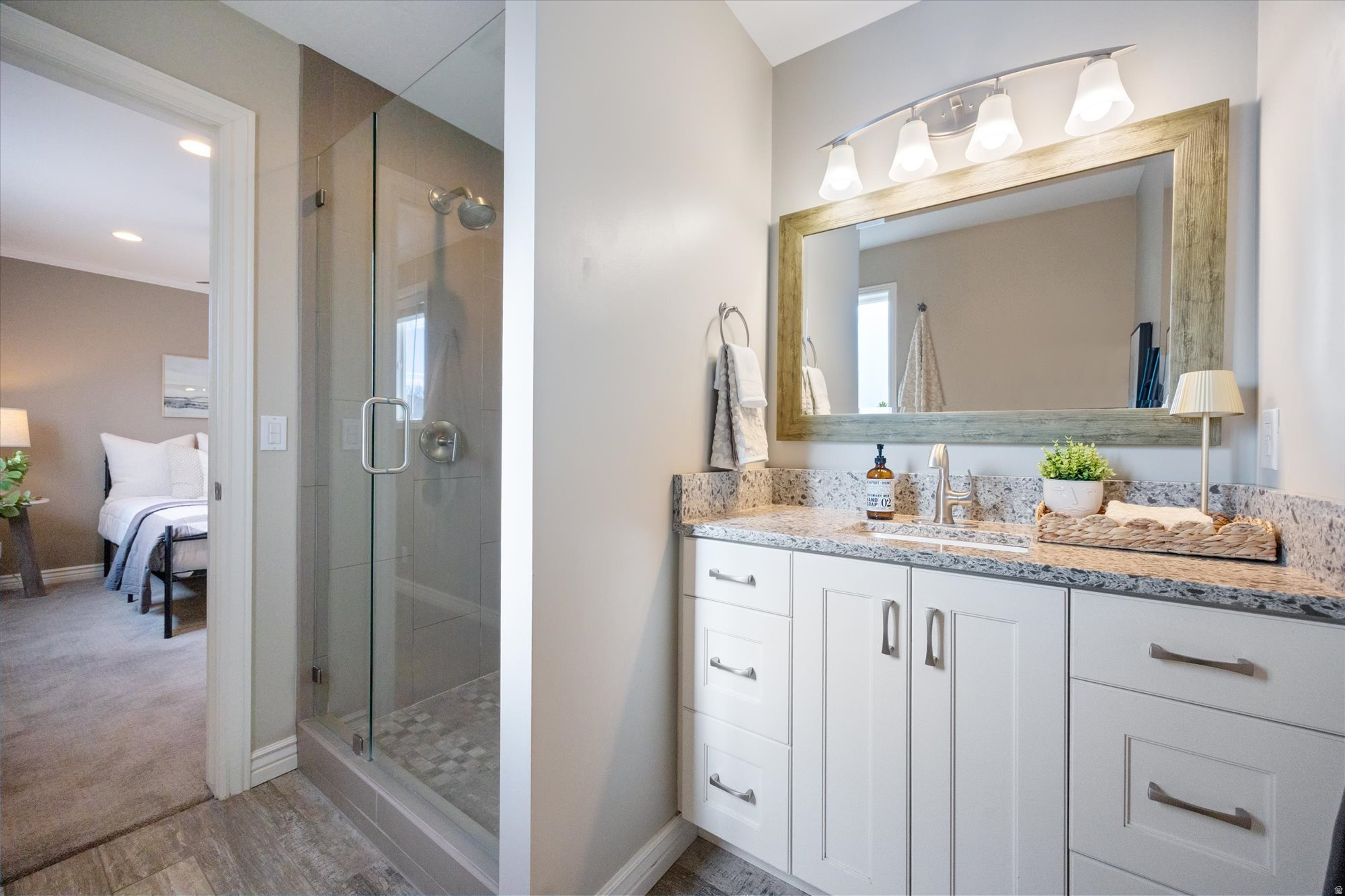 MINDI MEADOWS - Residential