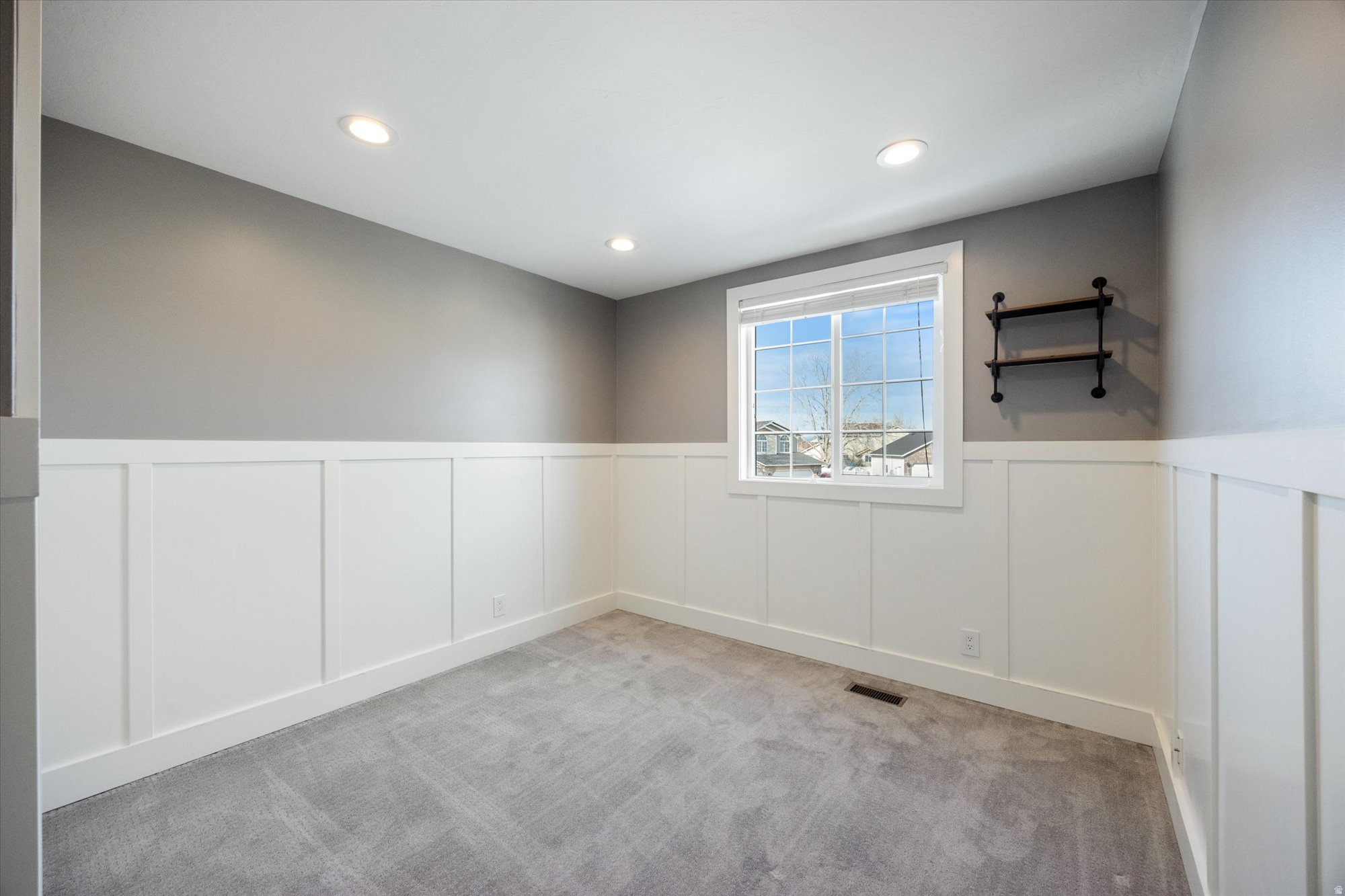 MINDI MEADOWS - Residential