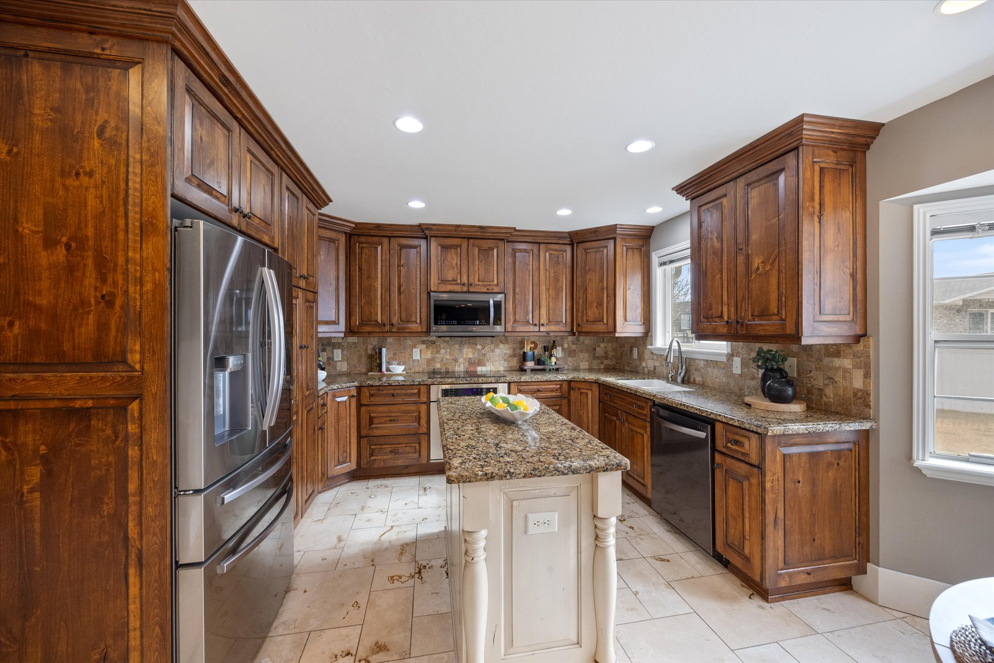 MINDI MEADOWS - Residential