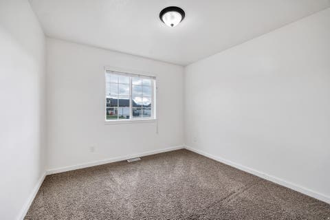 Tiny photo for 517 W 260 N, Smithfield, UT 84335 (MLS # 2173924)