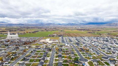 Tiny photo for 517 W 260 N, Smithfield, UT 84335 (MLS # 2173924)