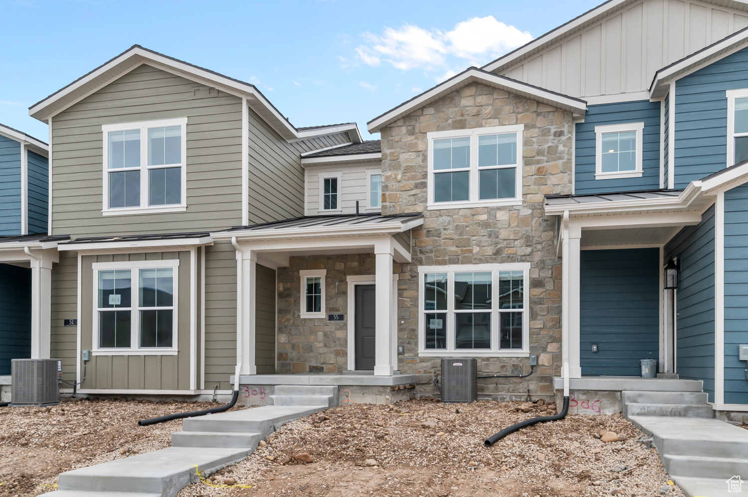 FRANCIS COMMON TOWNS 305 - Residential