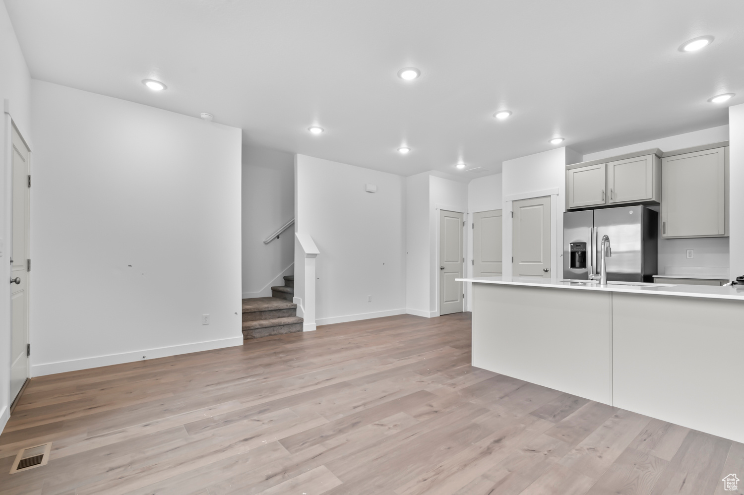 FRANCIS COMMON TOWNS 305 - Residential