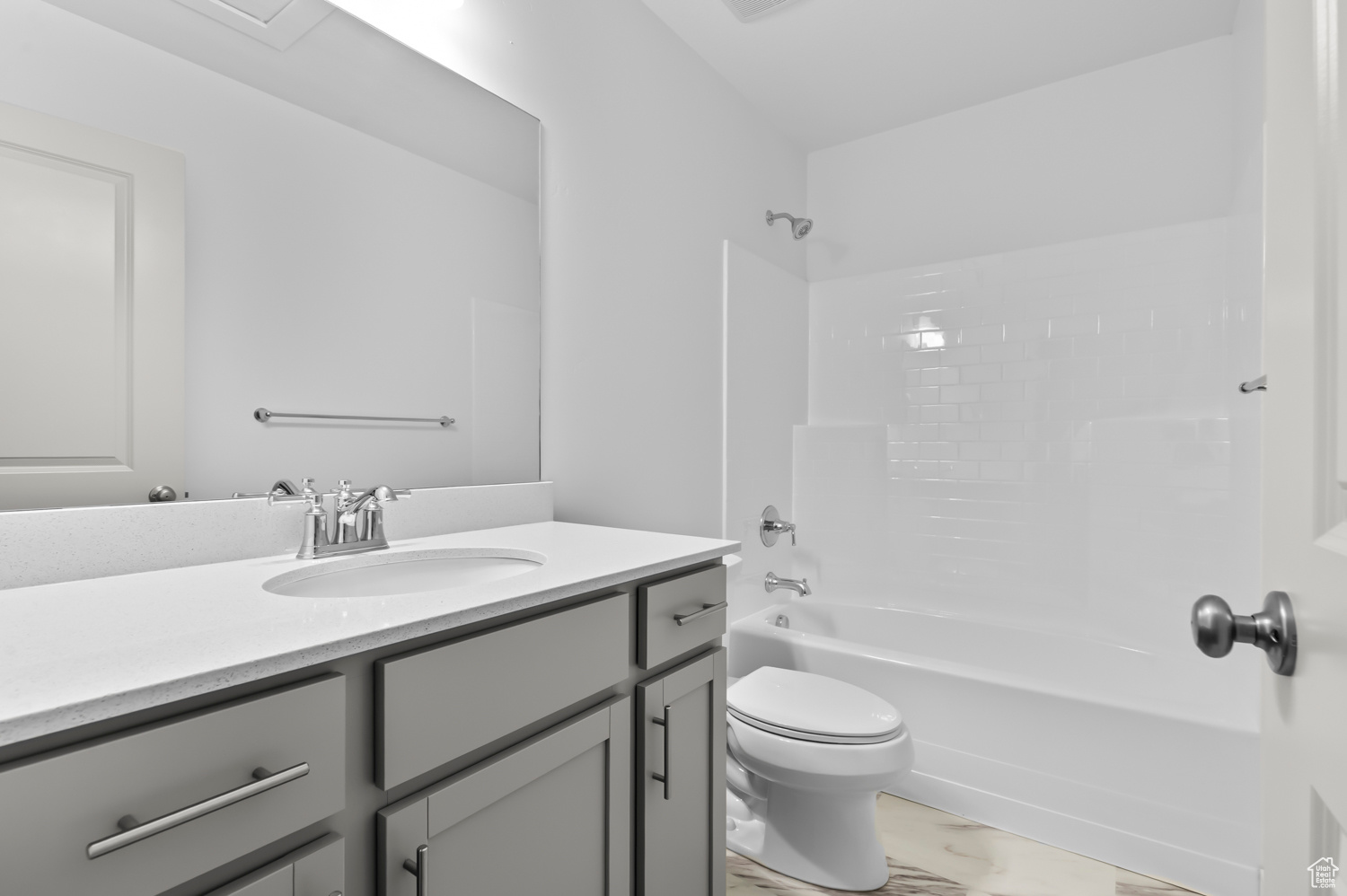 FRANCIS COMMON TOWNS 305 - Residential