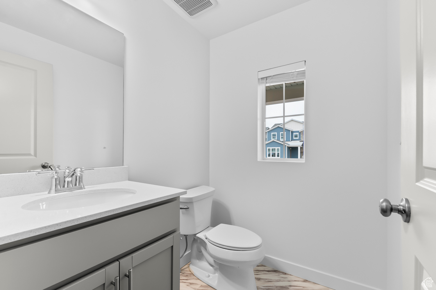 FRANCIS COMMON TOWNS 305 - Residential