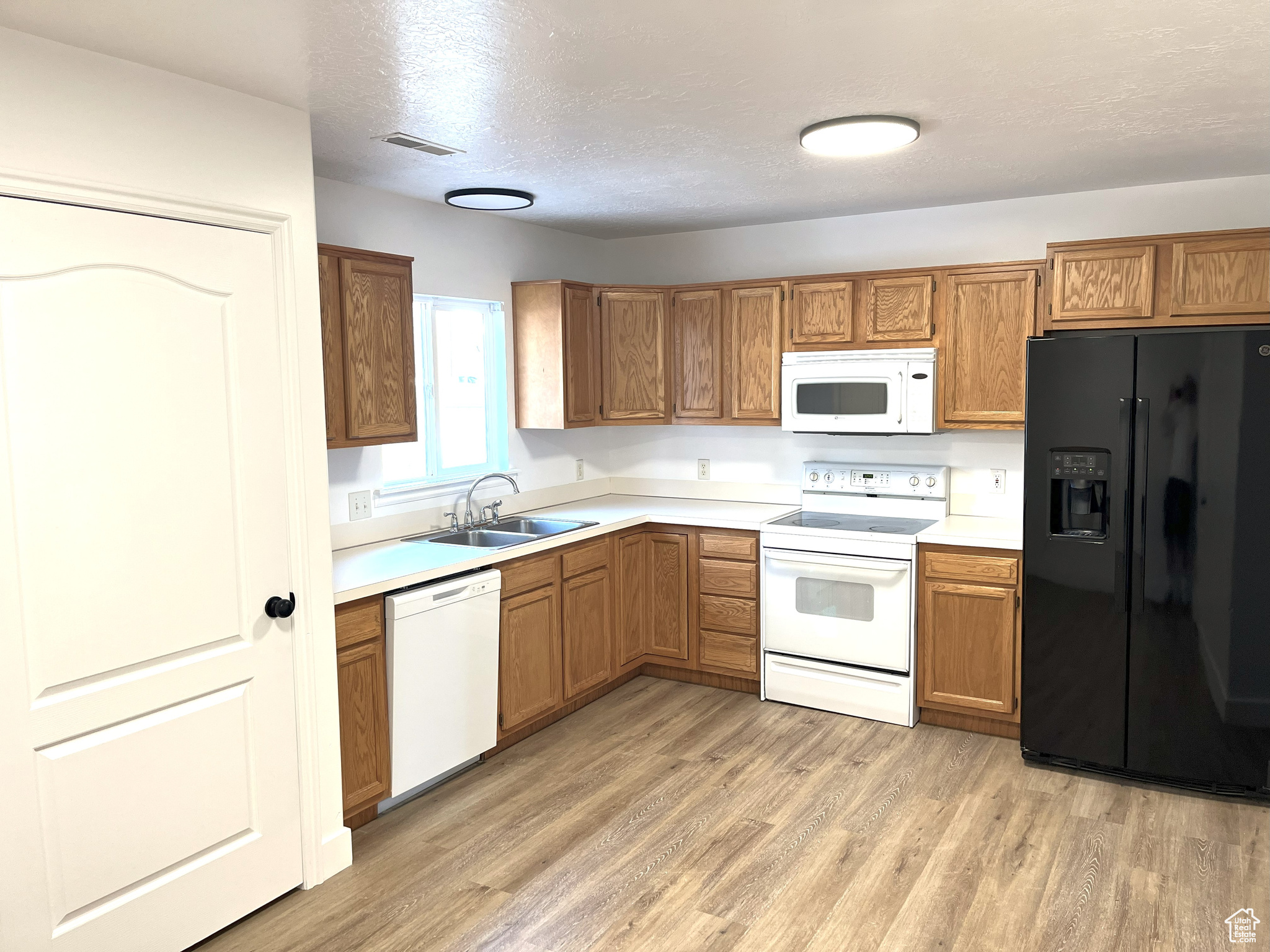 699 N Ry Ln, Tooele, Utah image 4