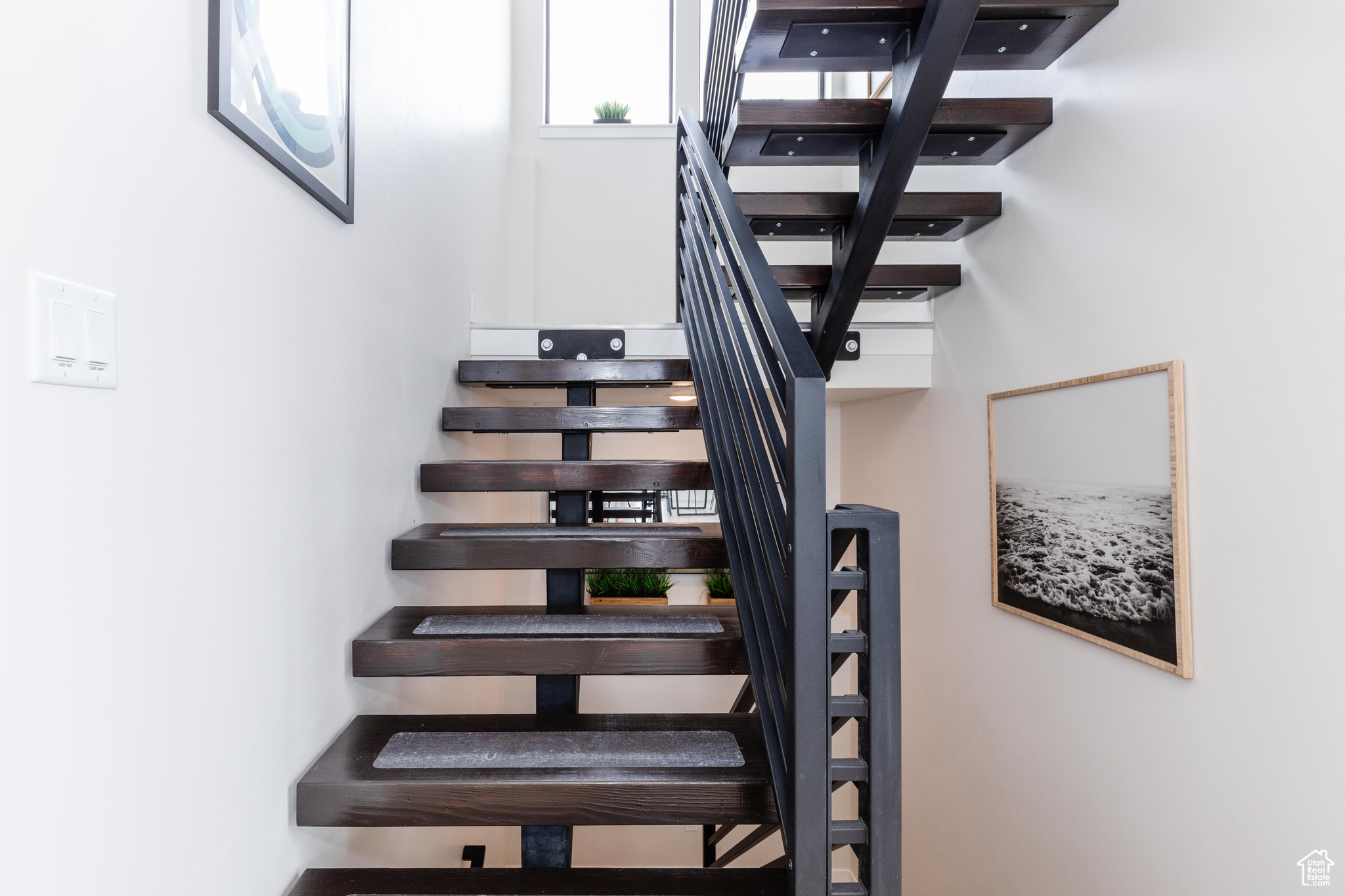 LOCHWOOD - Residential