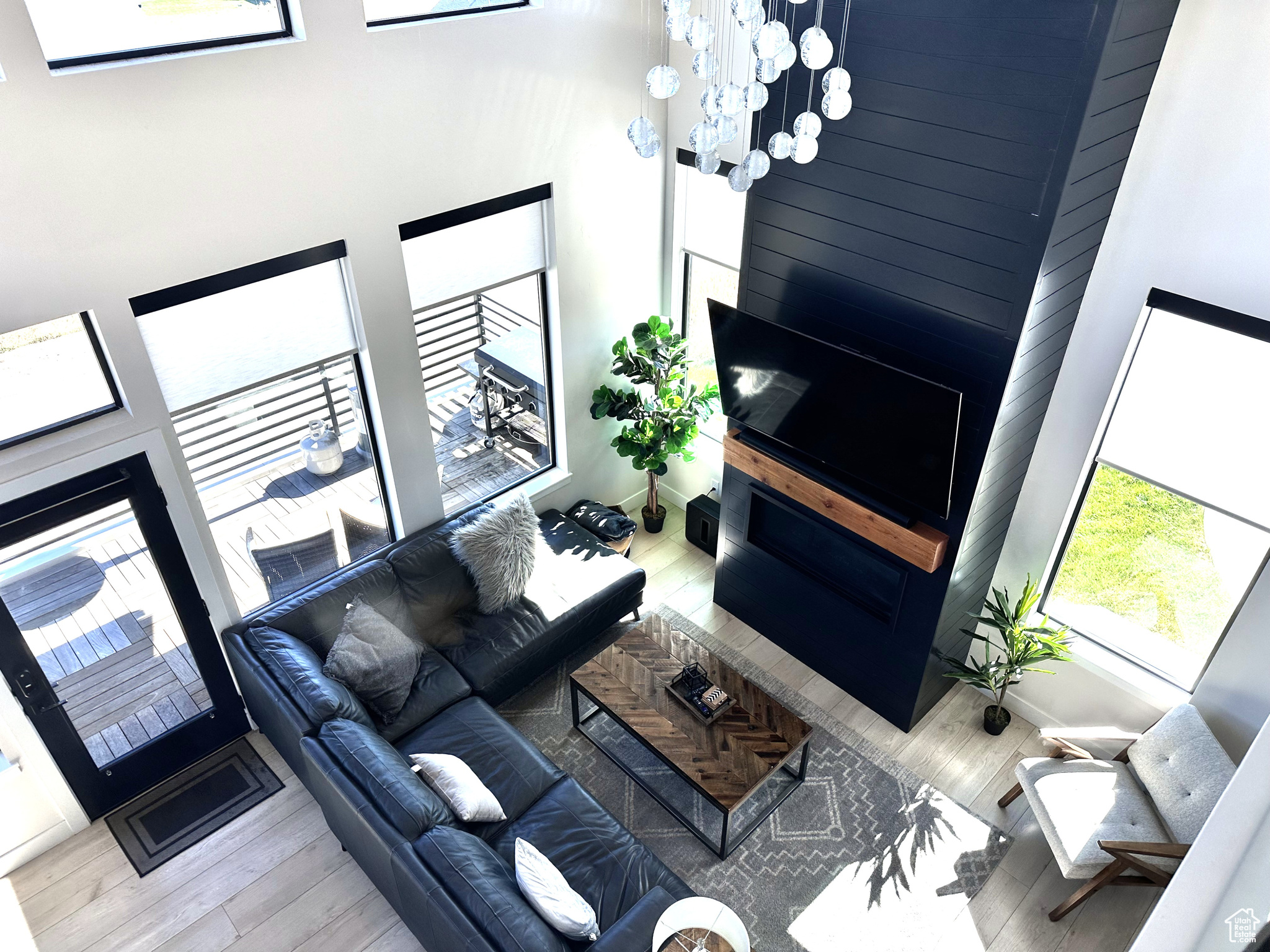 LOCHWOOD - Residential