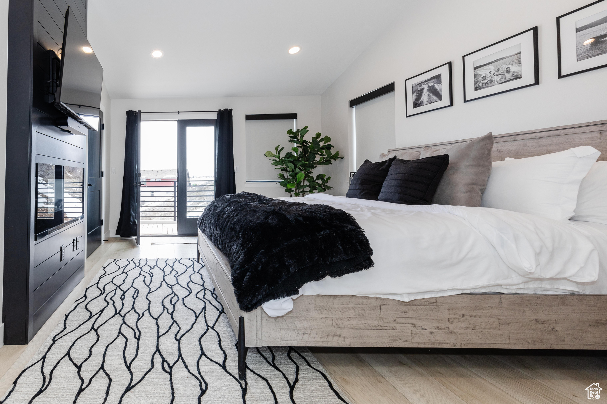 LOCHWOOD - Residential